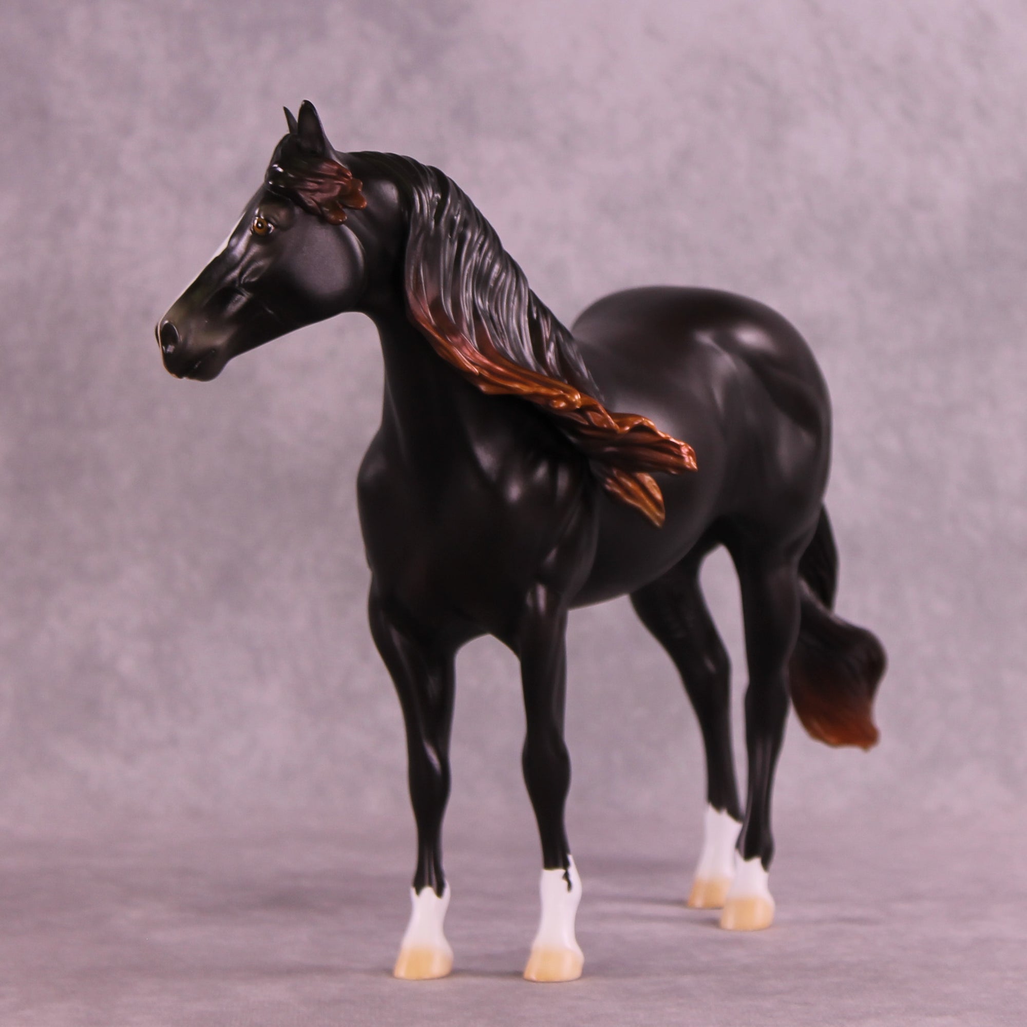 Leontes LE-15 FCM Ideal Stock Horse by Ellen Robbins CL25