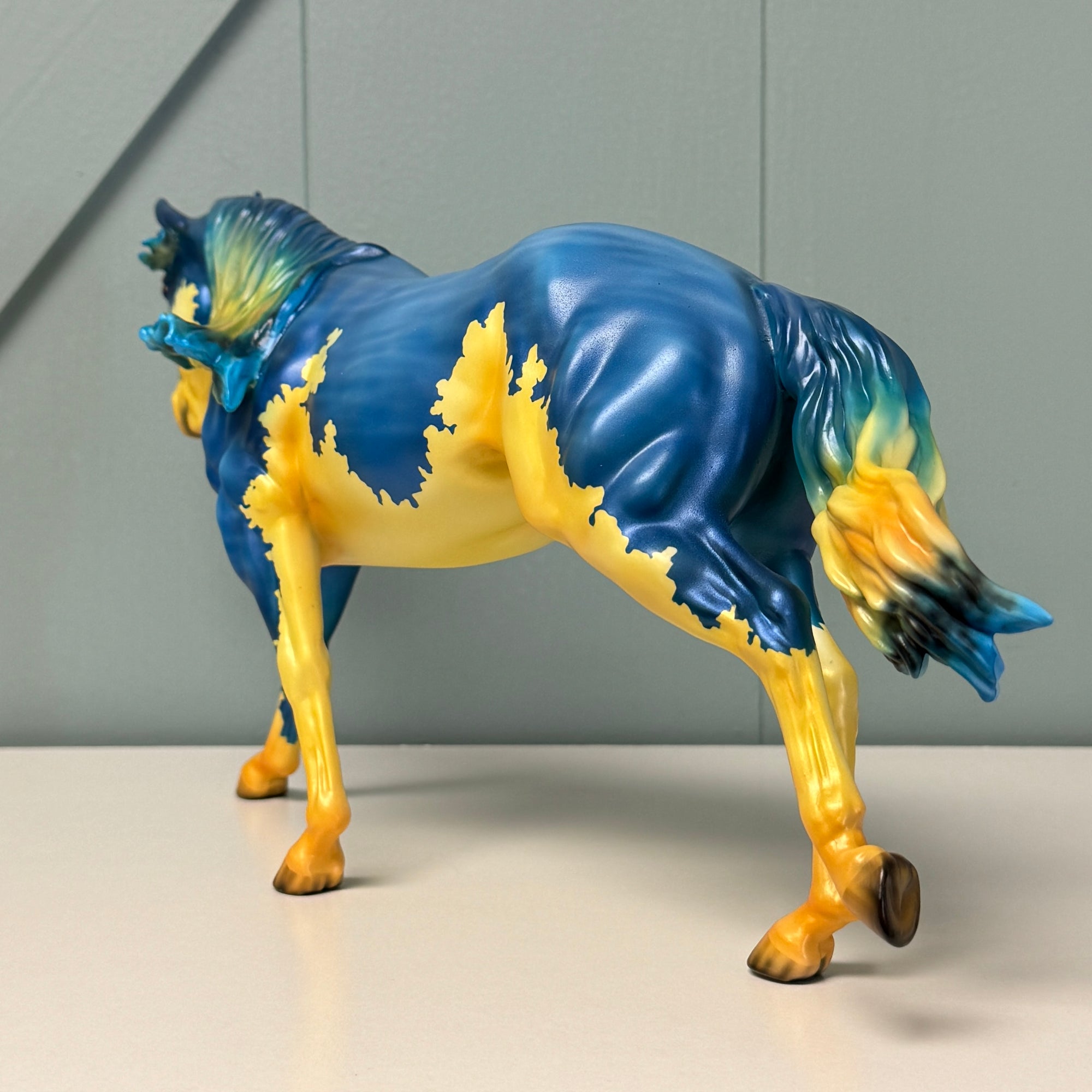 Demoiselle LE-15 Blue Yellow Deco Remington By Ellen Robbins EQ24 From the AotH Flat Art Traditional Entry By Leah Smith SS1024