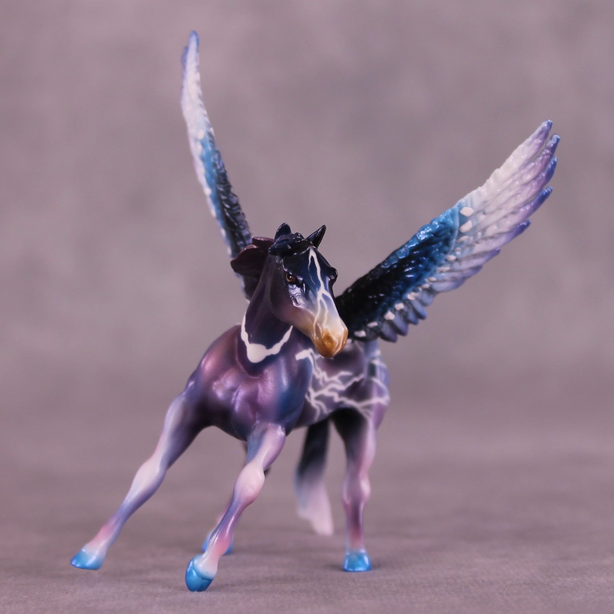 Thunder OOAK Chip Cutting Horse by Kike (Enrique) Duarte Auction LHS25 09/09/2025