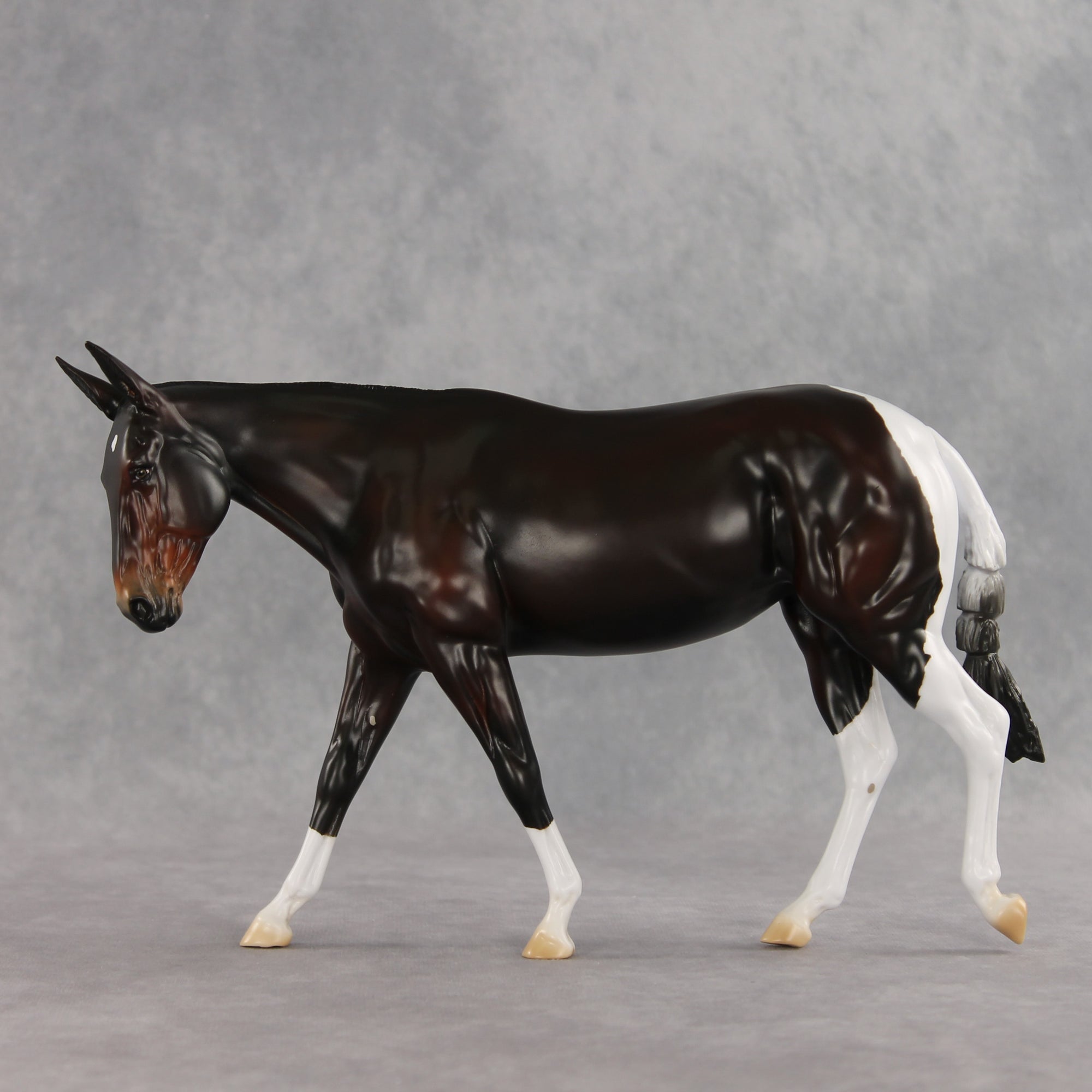 Gallivant LE-15 FCM Large Mule by Anna Rieck and Carissa Mathews PFP26