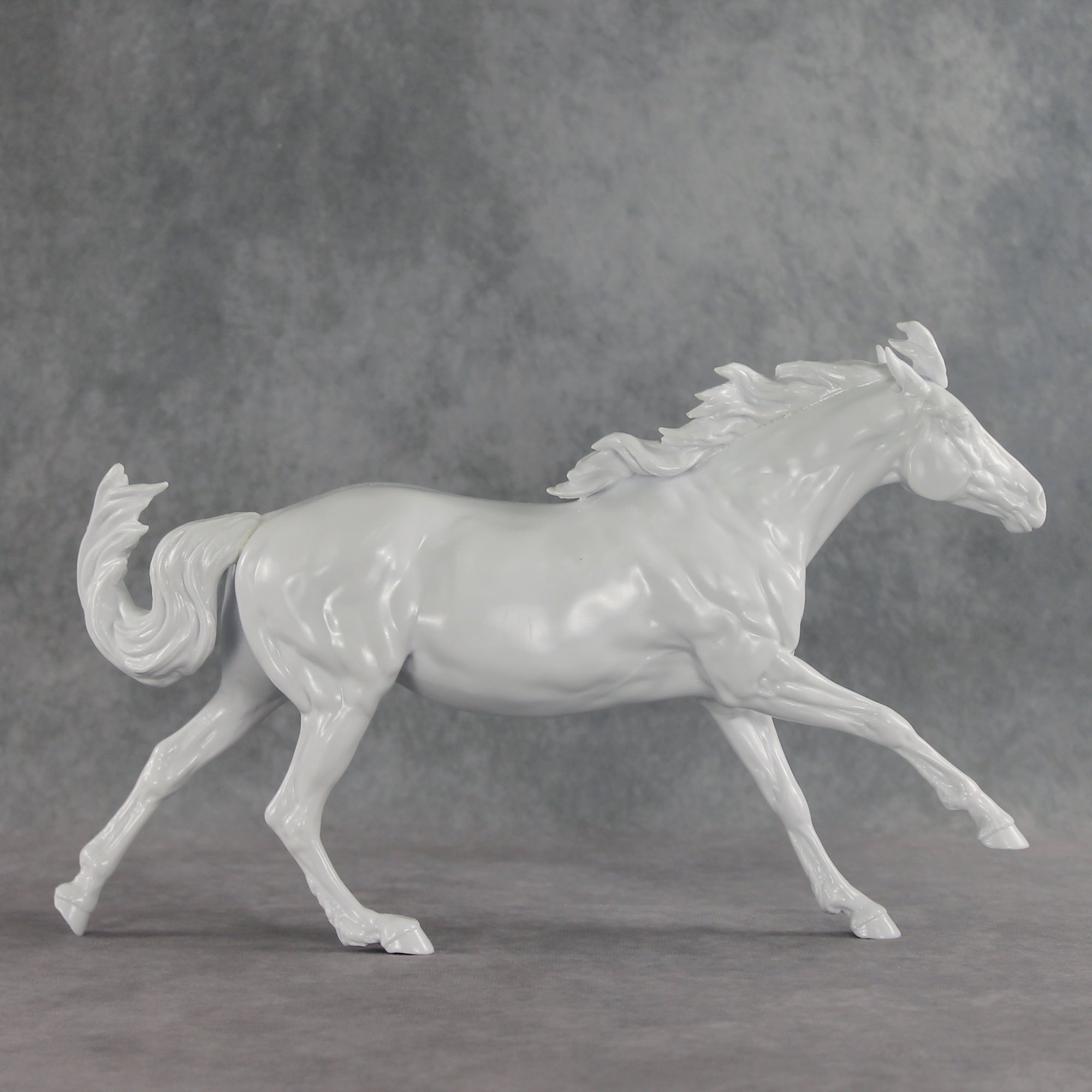Design-A-Horse NEW FCM Volo March Release DAH26 PM02611