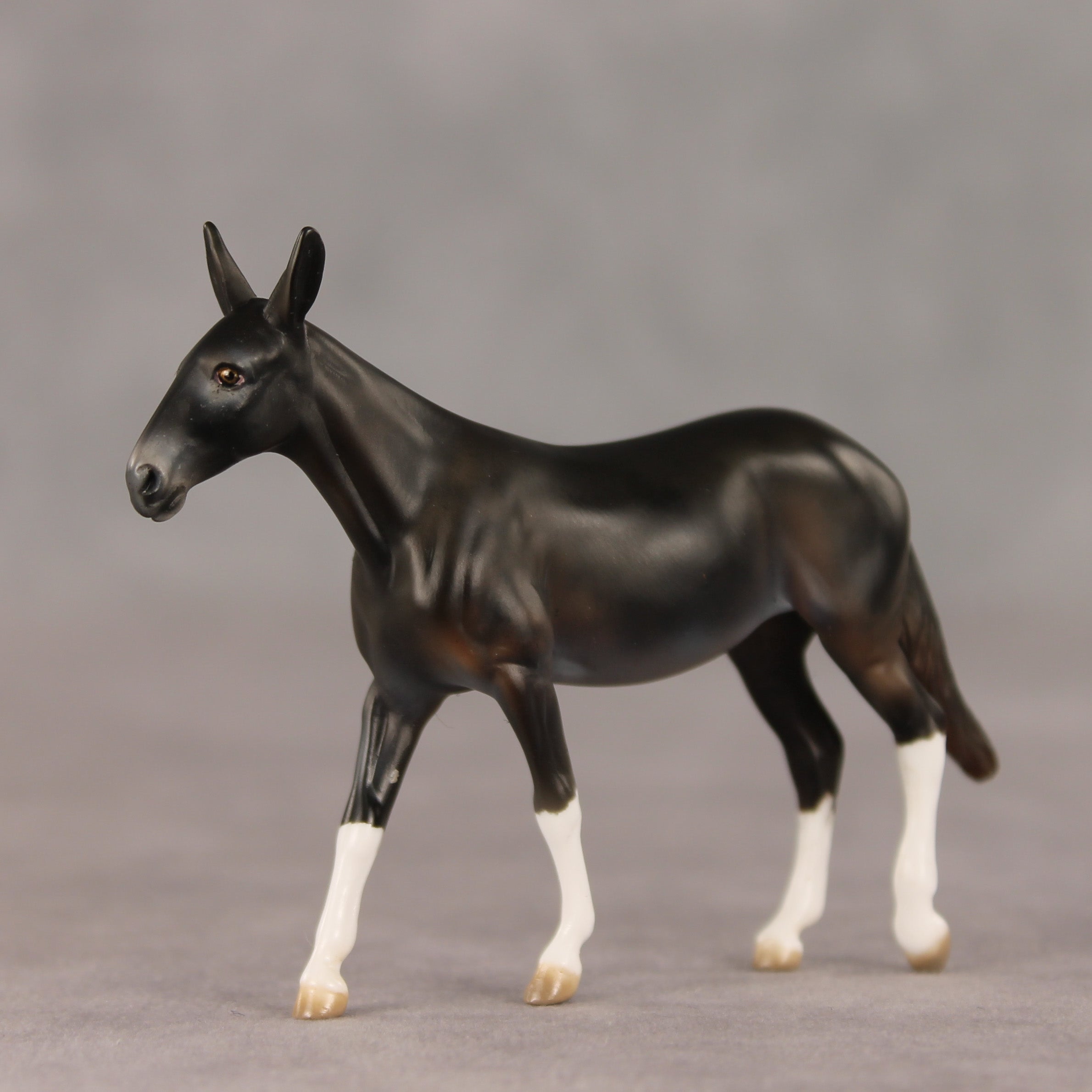 Martha LE-5 Chip Mule by Julie Keim March $99 Chips