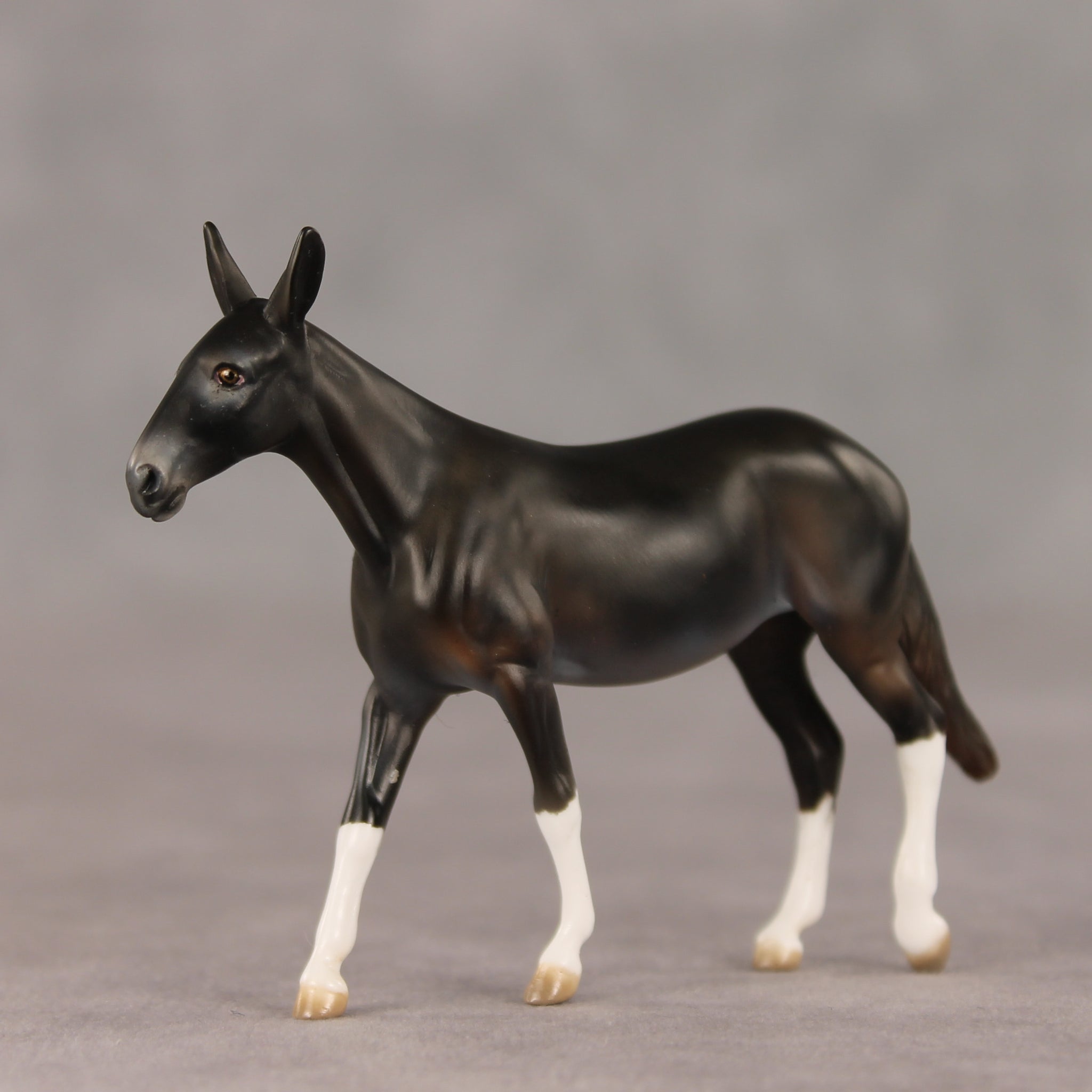 Martha LE-5 Chip Mule by Julie Keim March $99 Chips
