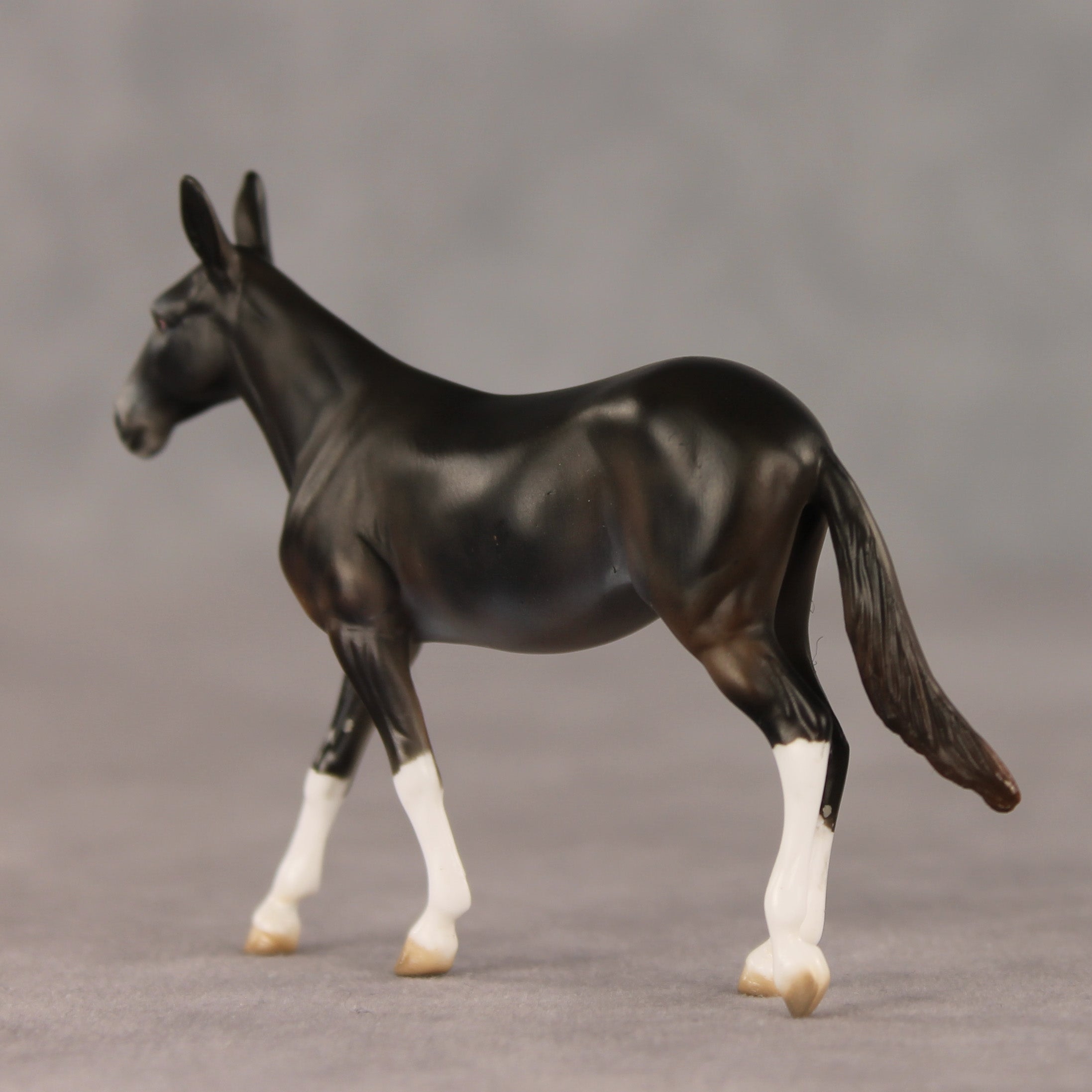 Martha LE-5 Chip Mule by Julie Keim March $99 Chips