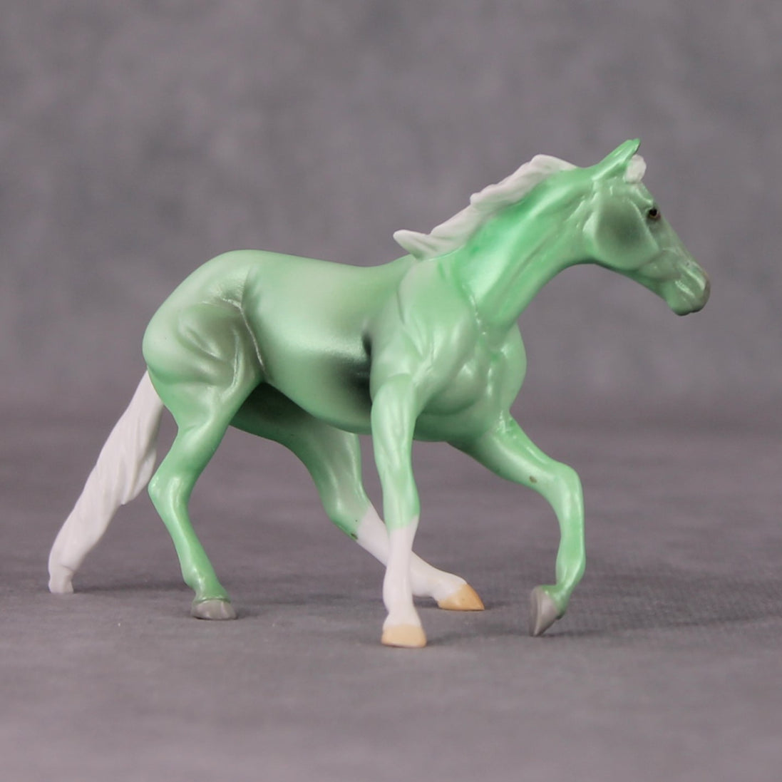 Holly OOAK Shaded Green Deco Cutter Chip by Jamie Adamson HS24