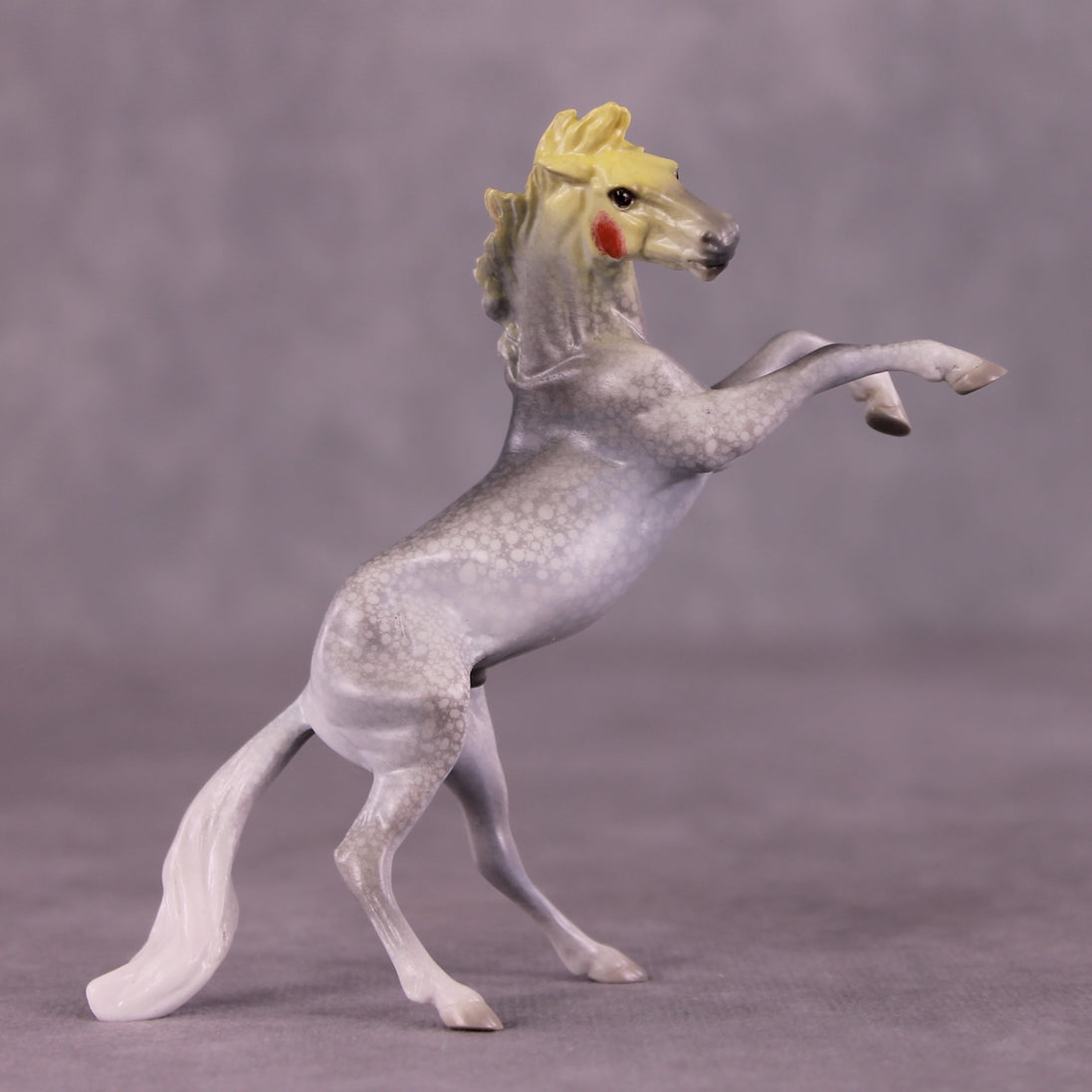 "Djarliny" OOAK Rearing Chip by Jess Hamill MS25