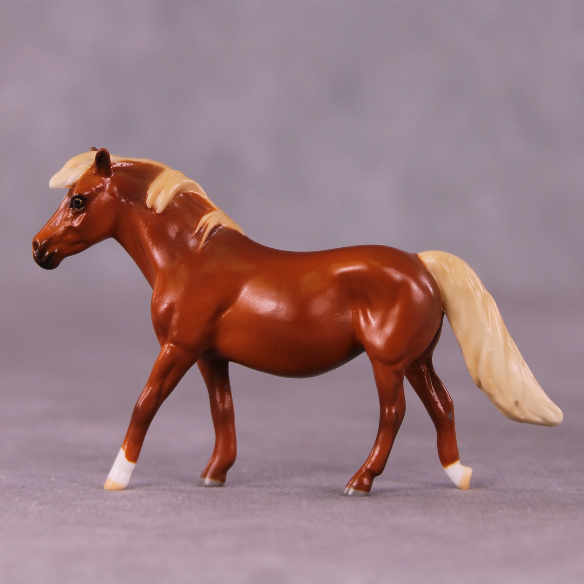 PREVIEW Art of the Horse "Elemental Chips" LE-10 Chip Sets by Anna Rieck EQ25