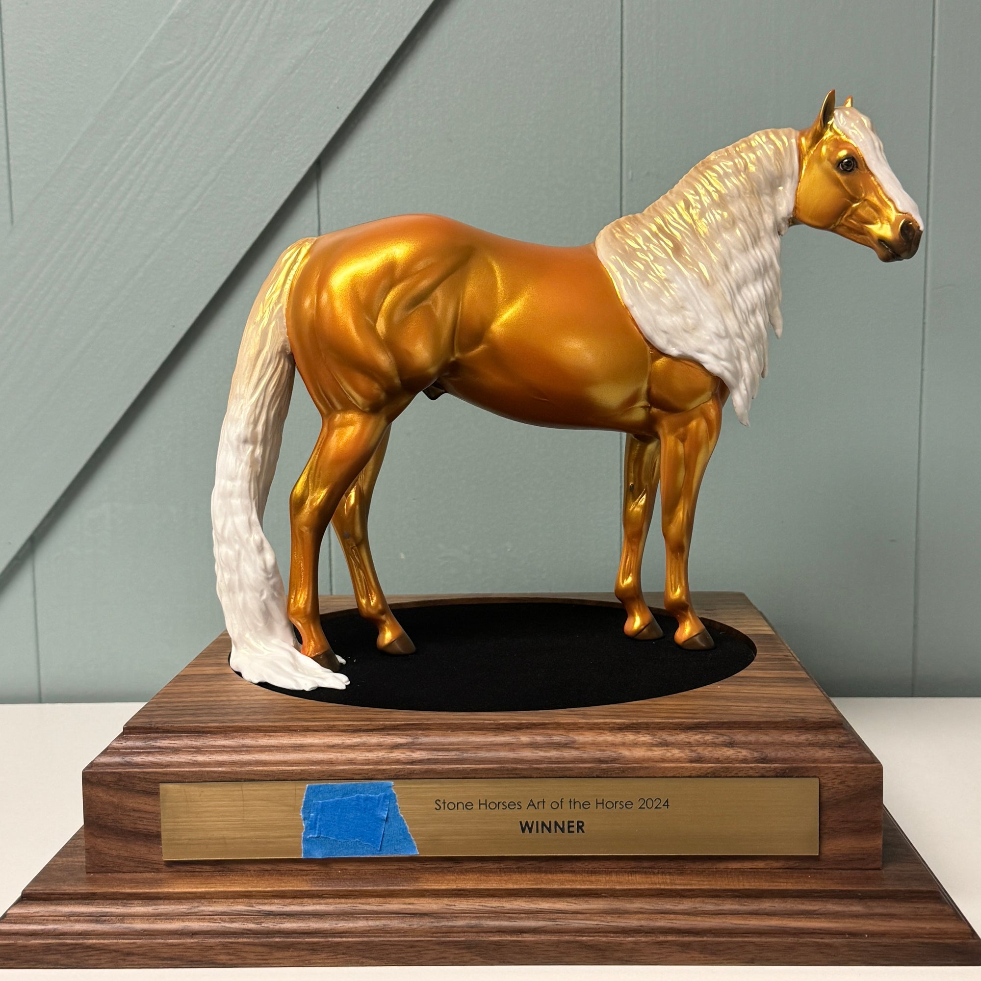 Oscar LE-6 Run ART OF THE HORSE 2024 PRIZE MODEL Gold Deco ISH On Wood Base with Award Plate By Jess Hamill & Ellen Robbins - EQ24