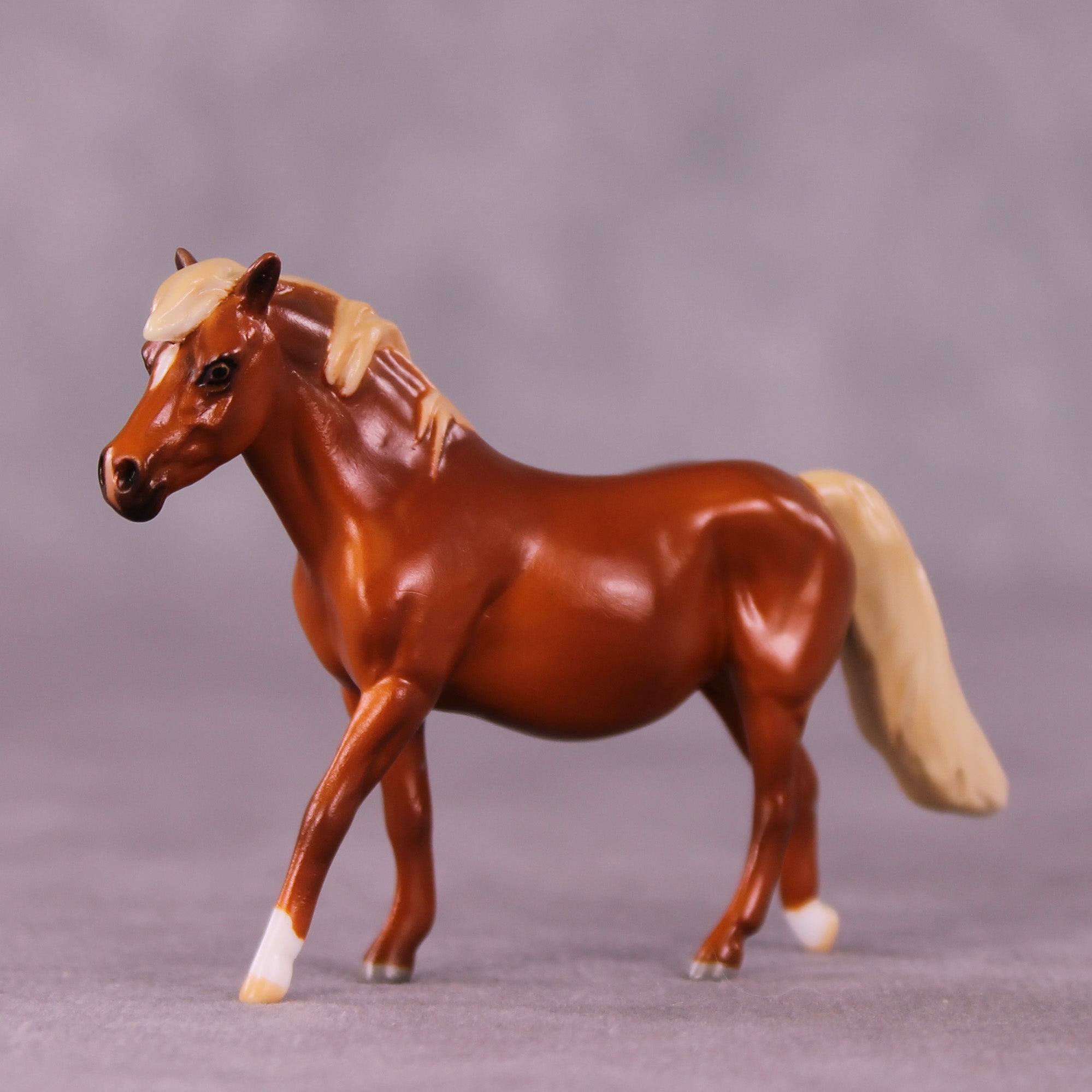 PREVIEW Art of the Horse "Elemental Chips" LE-10 Chip Sets by Anna Rieck EQ25