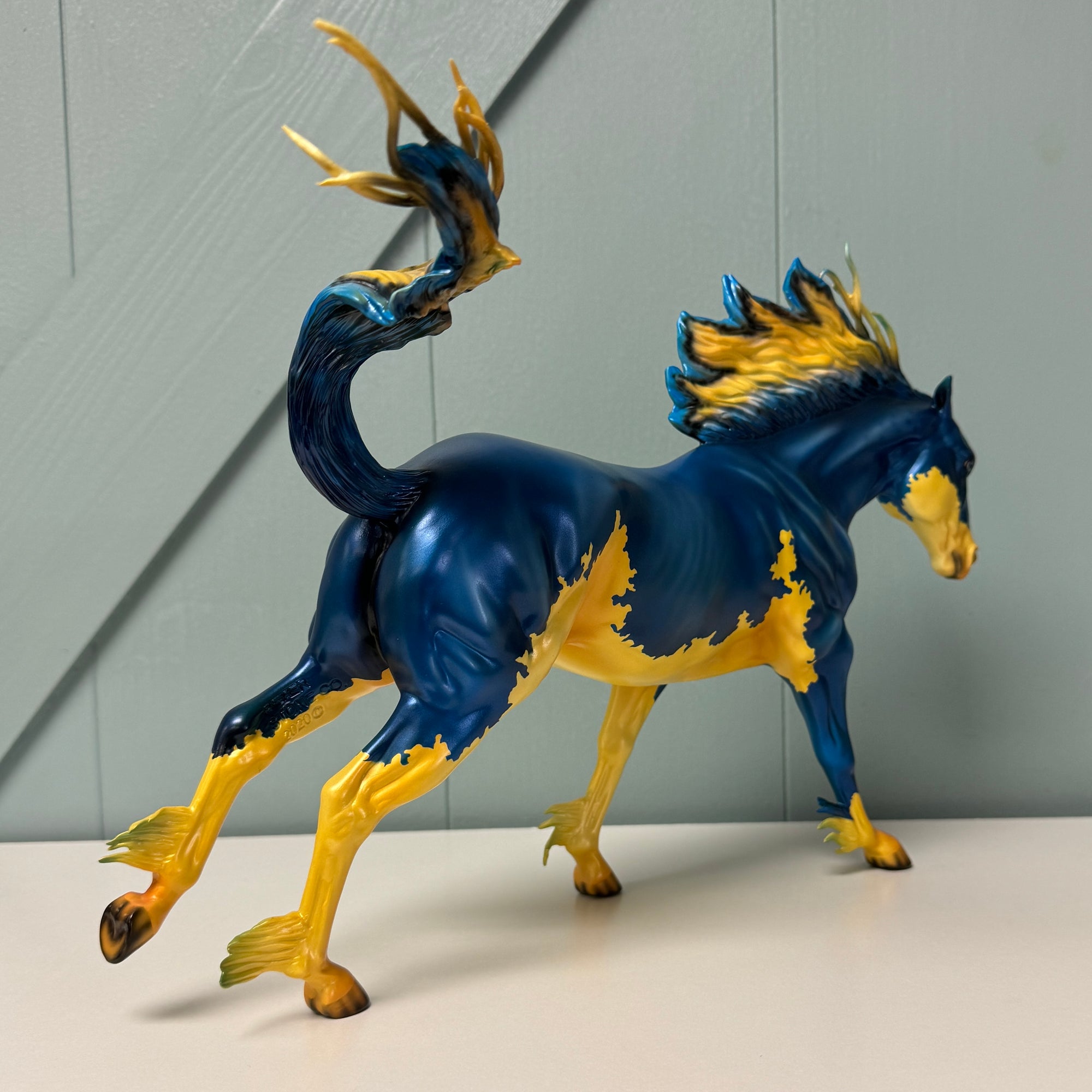 Demoiselle Extreme SAMPLE Blue Yellow Deco Remington By Ellen Robbins EQ24 From the AotH Flat Art Traditional Entry By Leah Smith SS1024