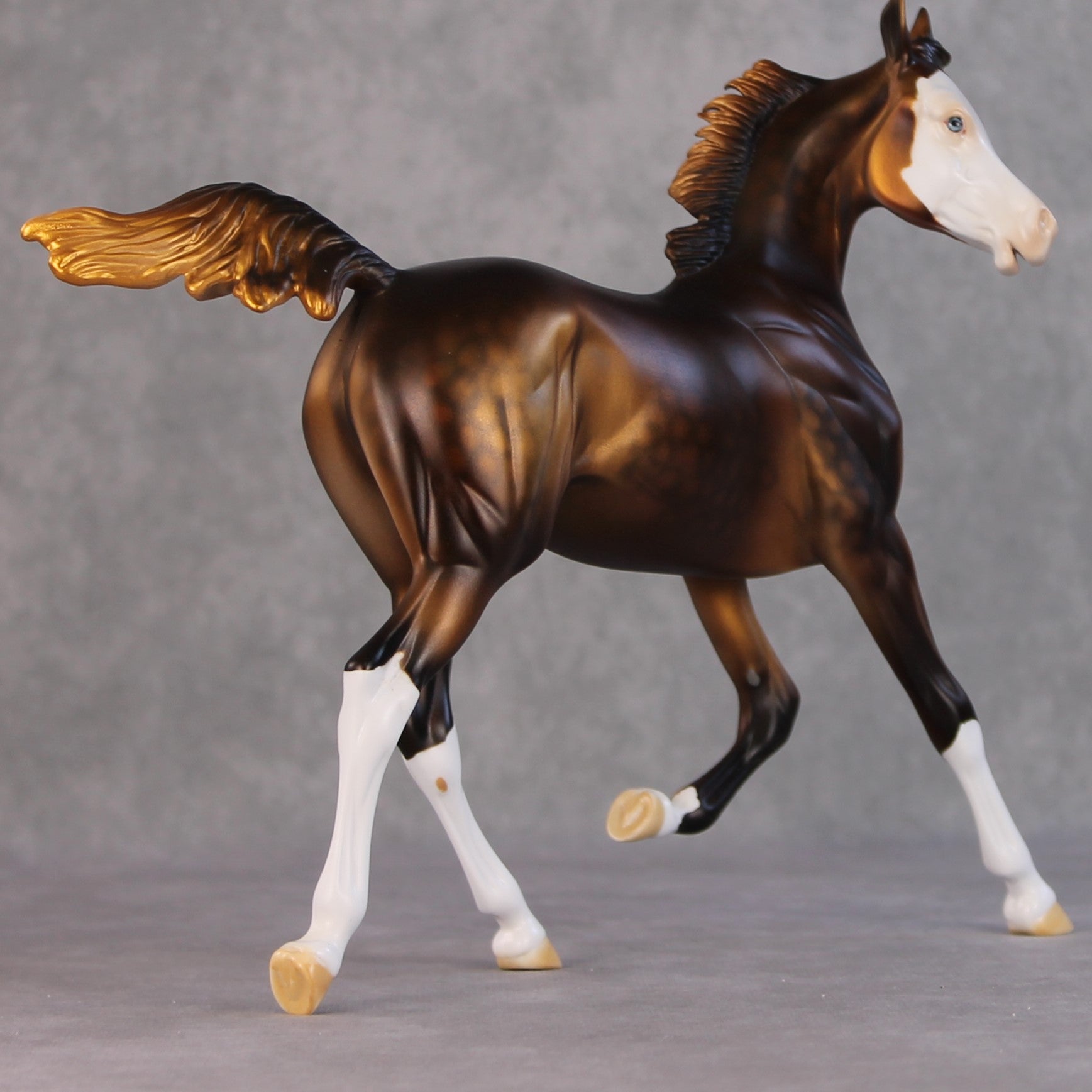 Roarke OOAK Custom Chestnut Yearling By Dawn Quick HS24