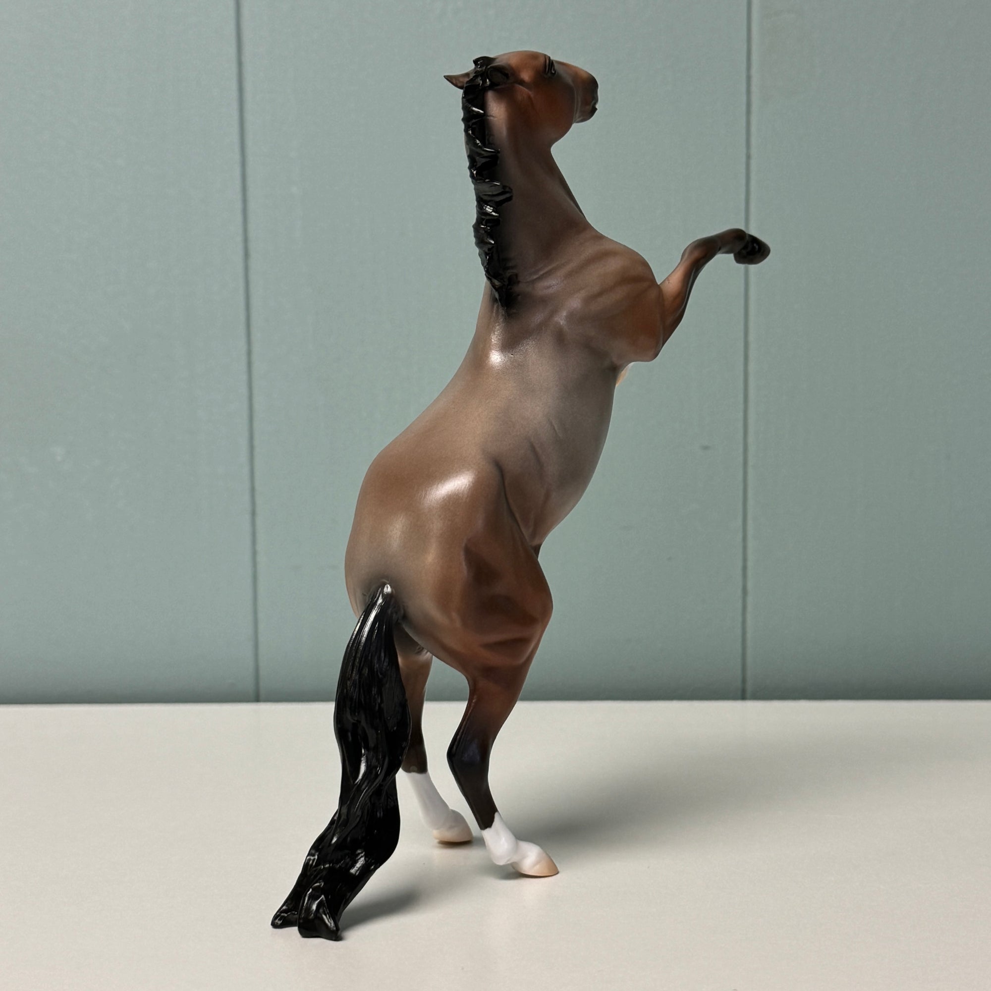 Fontsmith OOAK Bay Roan Rearing Pebble By Jess Hamill EQ24