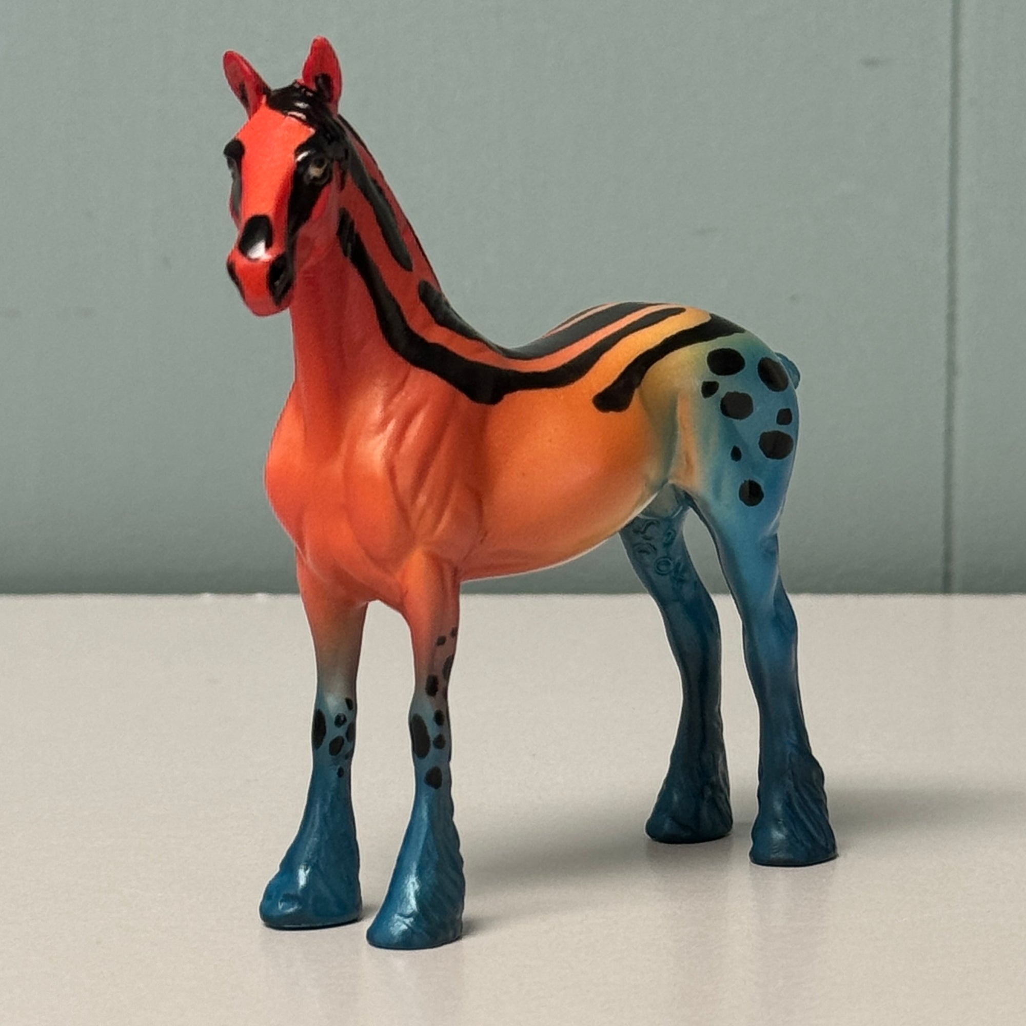 Manifold OOAK Deco Poison Dart Frog Draft Chip By Jess Hamill EQ24