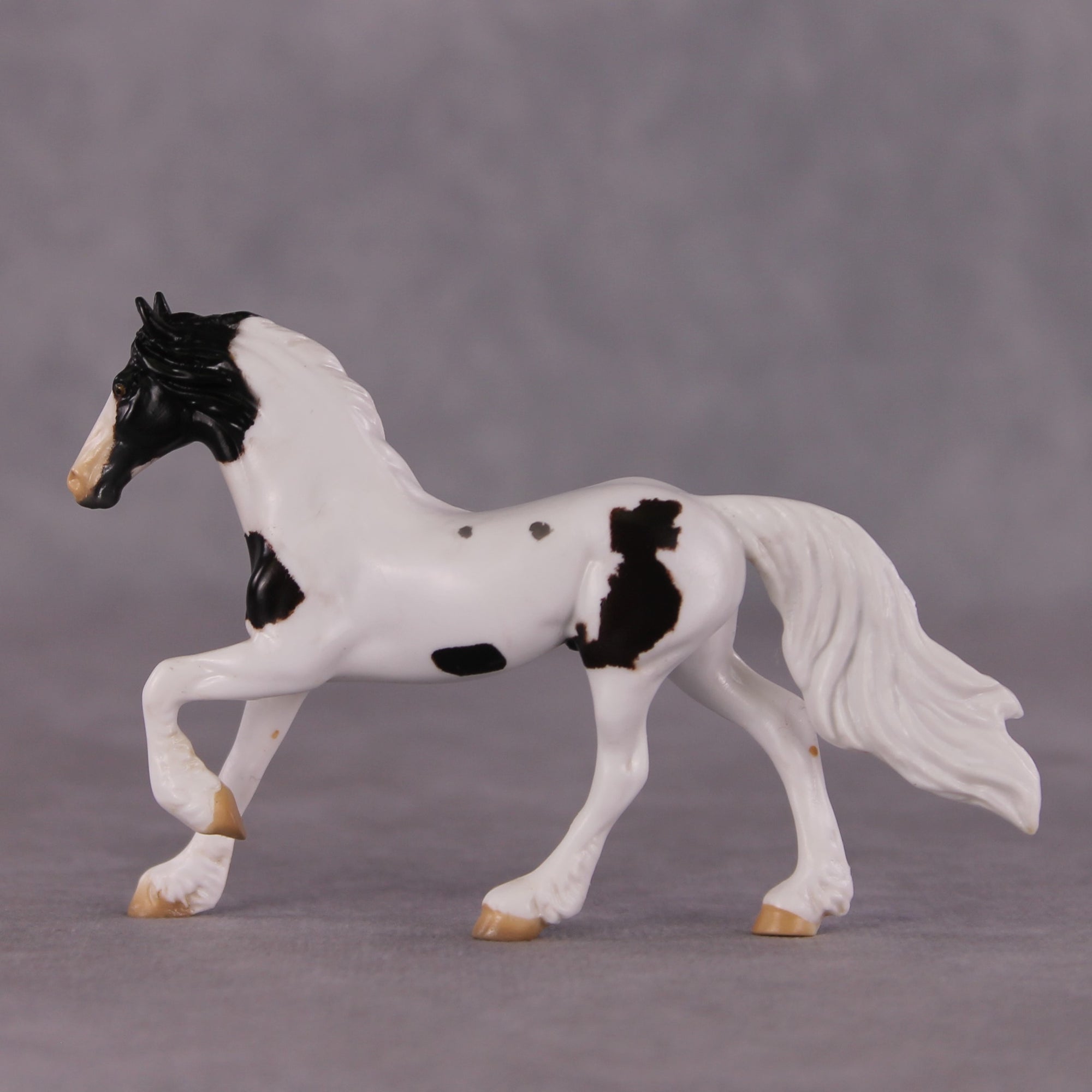 "Everybody Talks" OOAK Friesian Chip by Anna Rieck SHCF25OS