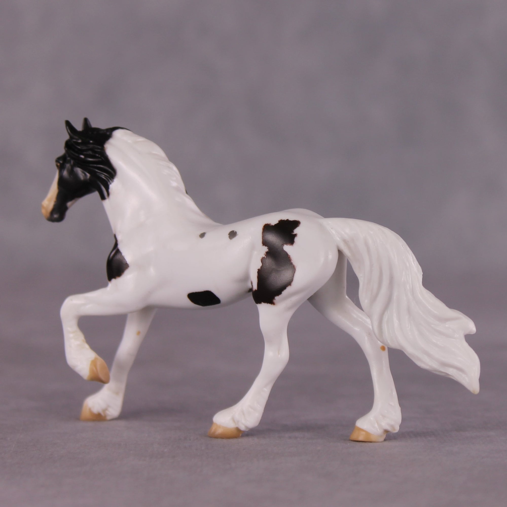 "Everybody Talks" OOAK Friesian Chip by Anna Rieck SHCF25OS