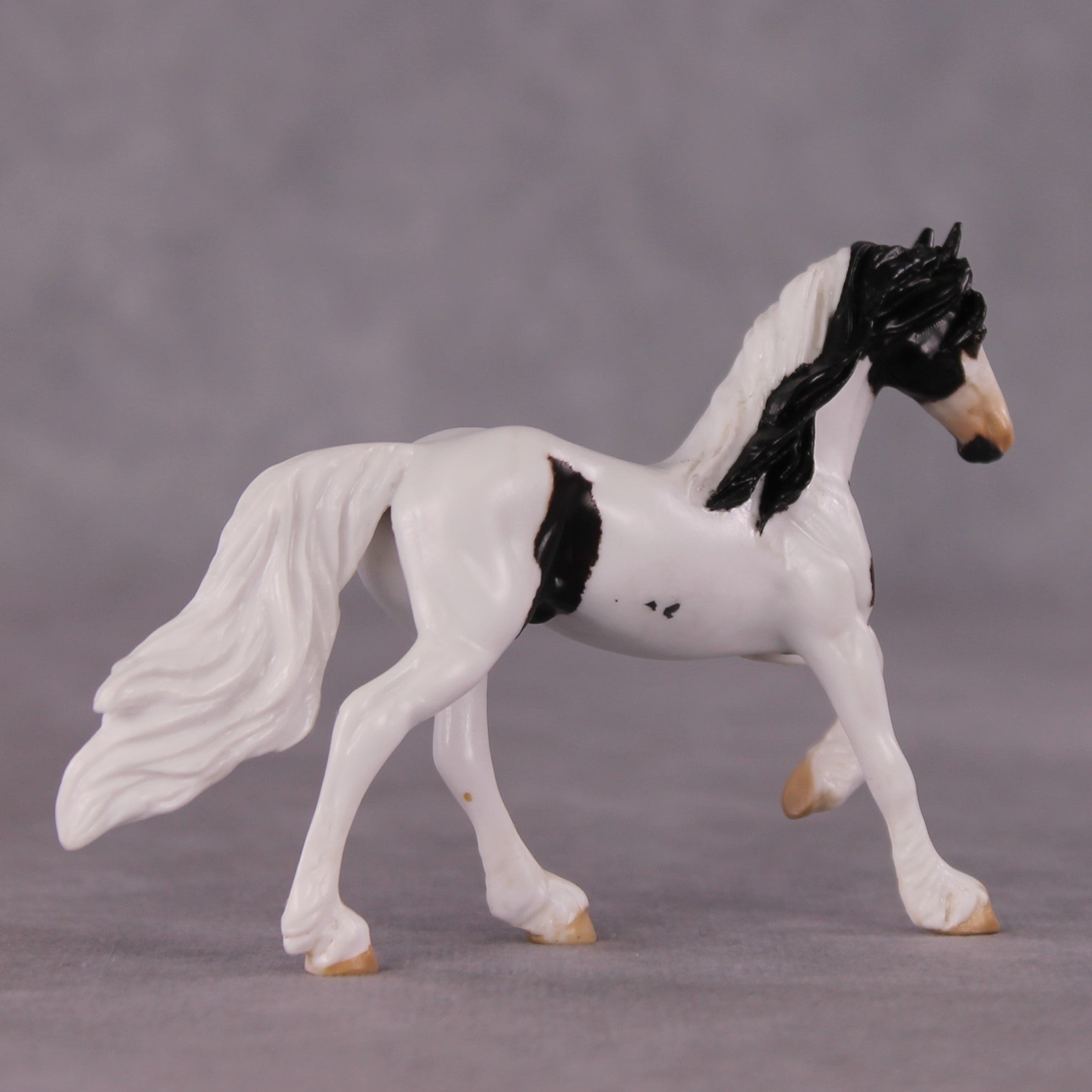 "Everybody Talks" OOAK Friesian Chip by Anna Rieck SHCF25OS
