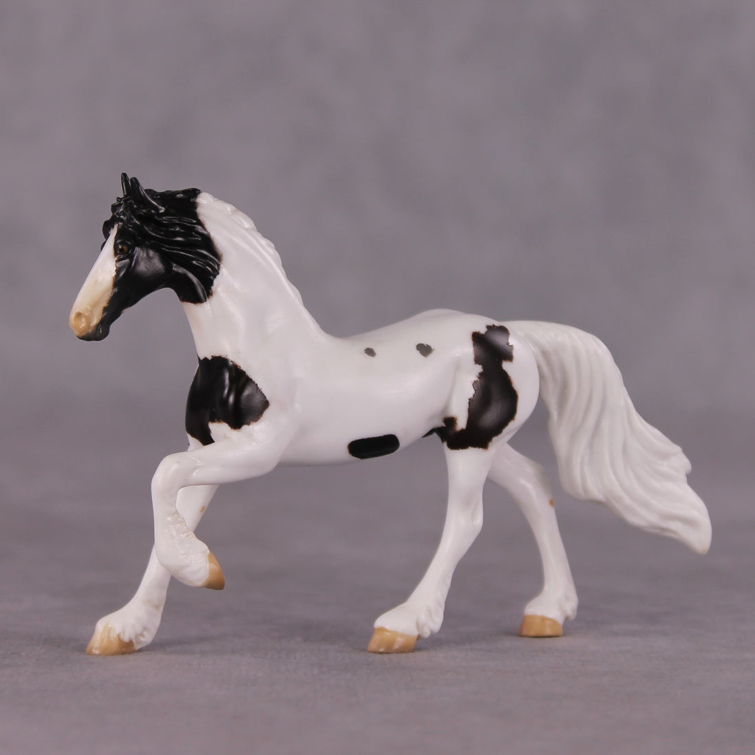 "Everybody Talks" OOAK Friesian Chip by Anna Rieck SHCF25OS