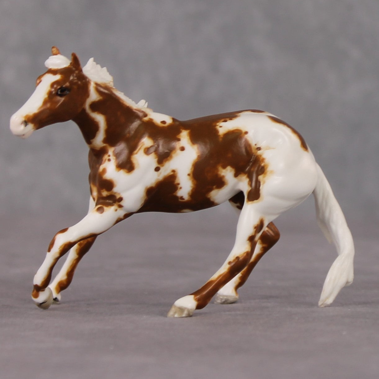 Labrynth OOAK Chestnut Pinto Cutter Custom Chip By Andrea Thomason HS24