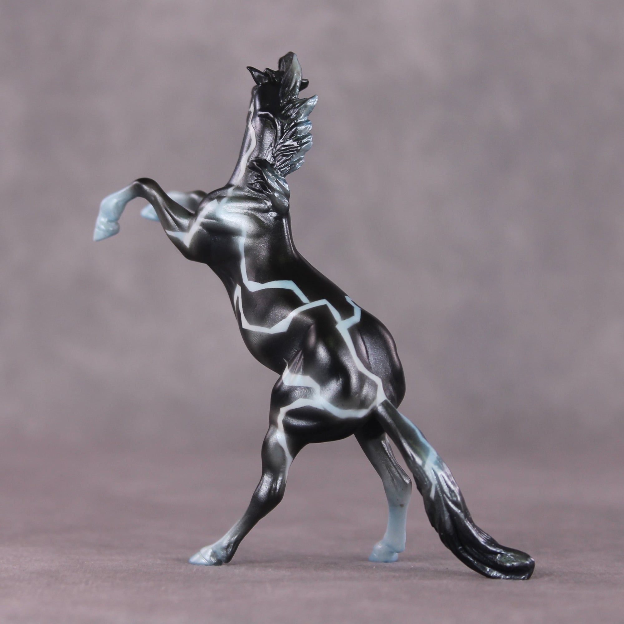 "Ice Storm" OOAK Rearing Chip By Kike Duarte SHCF25OS