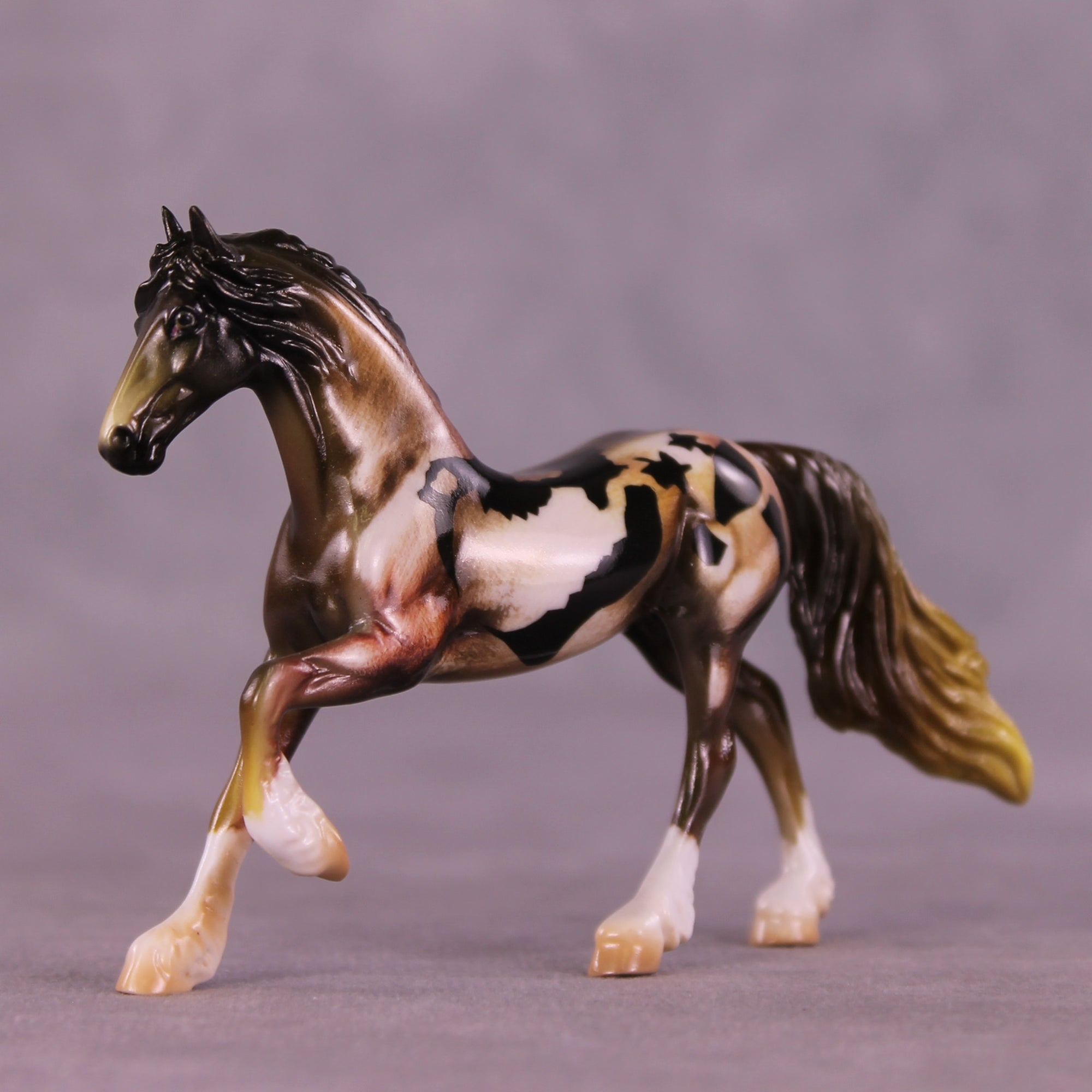 Discovery OOAK Chip Friesian by Kike (Enrique) Duarte MS25