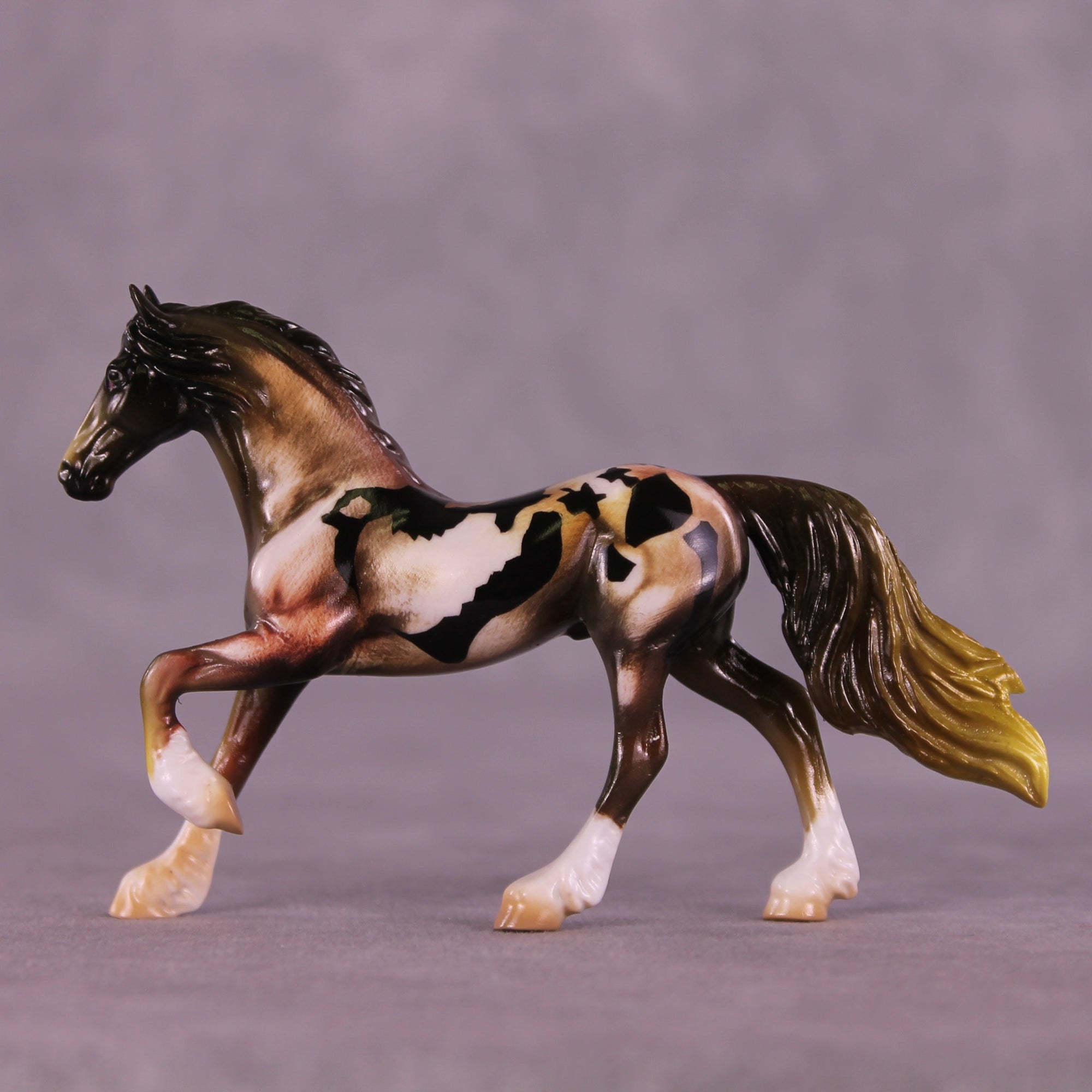 Discovery OOAK Chip Friesian by Kike (Enrique) Duarte MS25
