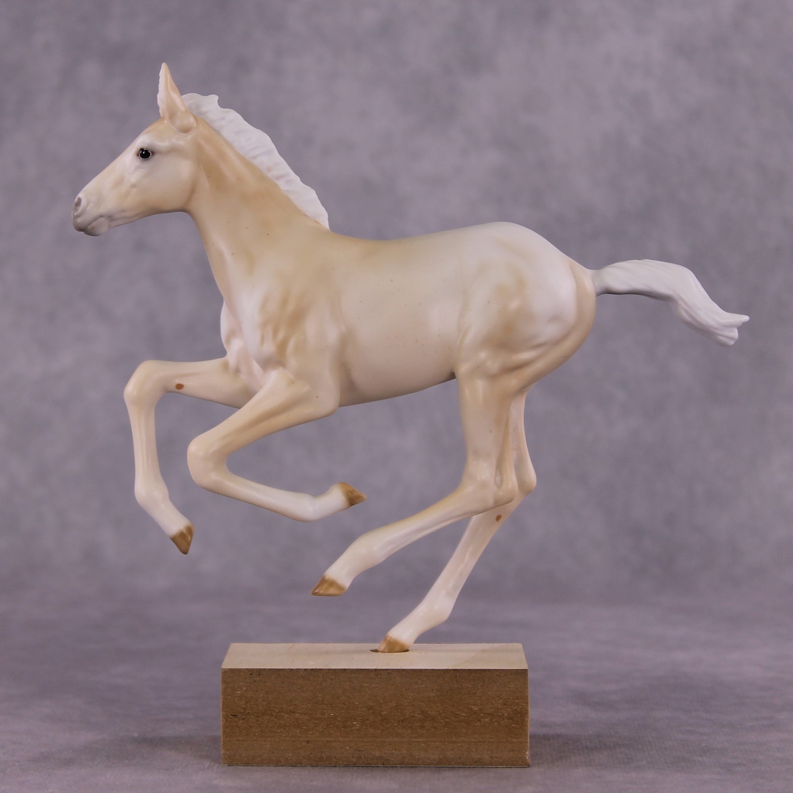 "Flutter Flower" OOAK Pimento Foal Blind Bag by Ellen Robbins SHCF25