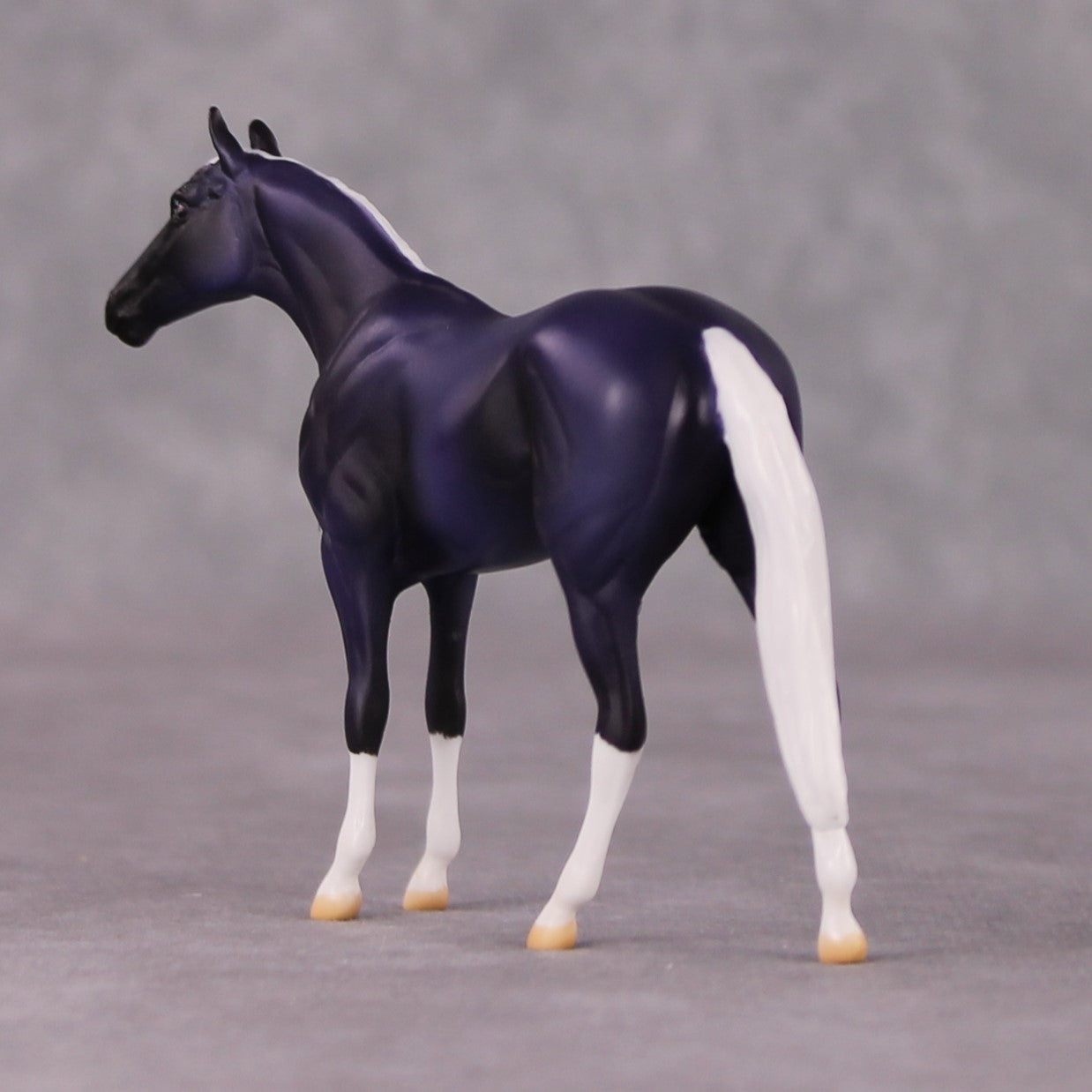 Crumpet OOAK Dark Purple Deco Thoroughbred Chip By Jamie Adamson HS24
