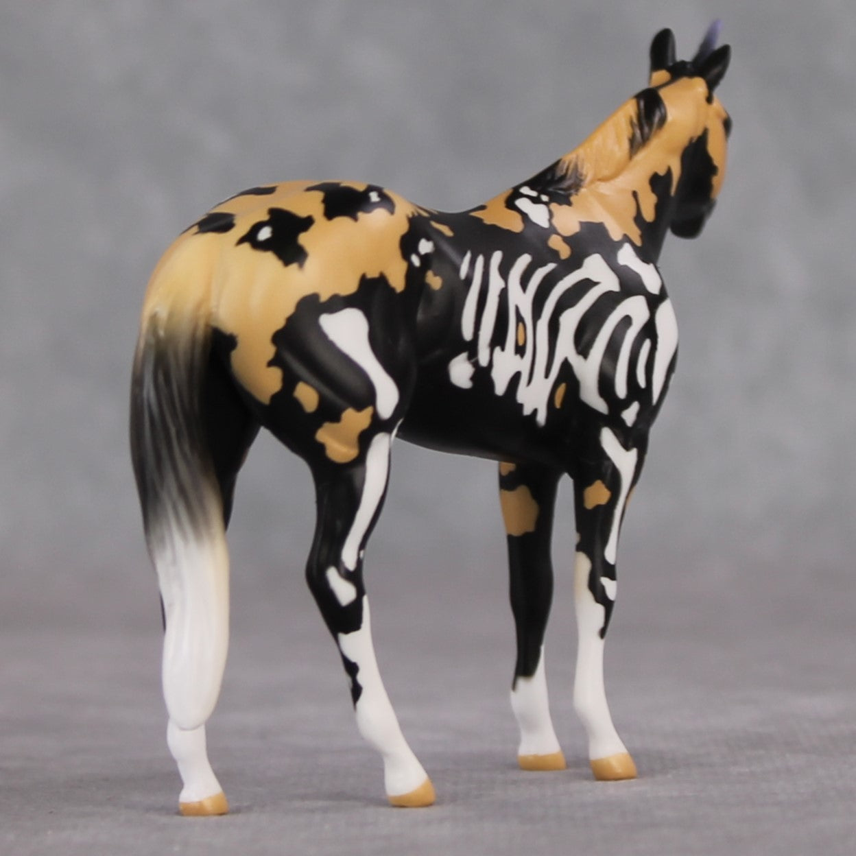 "Mini Mwitu" LE-3 African Wild Dog Skeleton Unicorn Deco Stock Chip By Jess Hamill -Secret Surprise Chip Drop