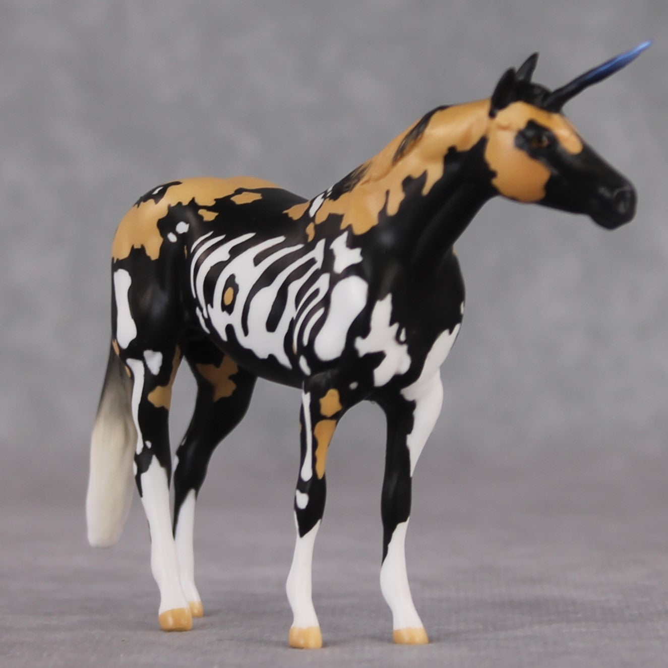 "Mini Mwitu" LE-3 African Wild Dog Skeleton Unicorn Deco Stock Chip By Jess Hamill -Secret Surprise Chip Drop