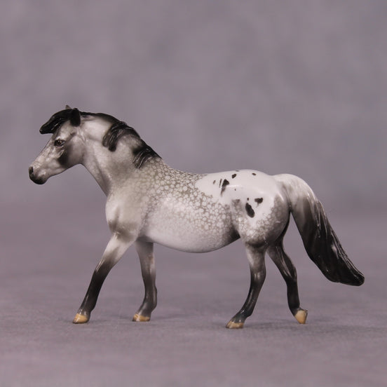 "Bumbershoot" OOAK Pony Chip by Dawn Quick SHCF25