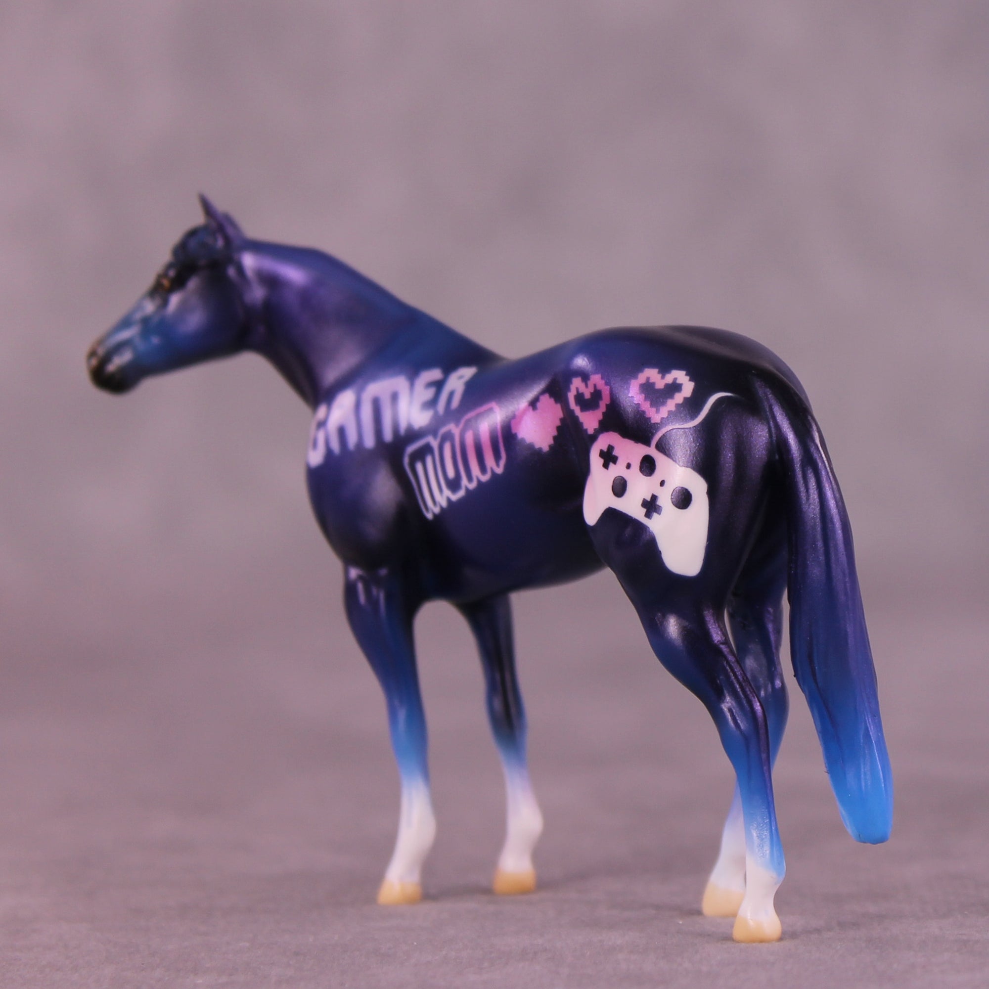 Gamer Mom OOAK Chip Stock Horse by Kike (Enrique) Duarte SCD25