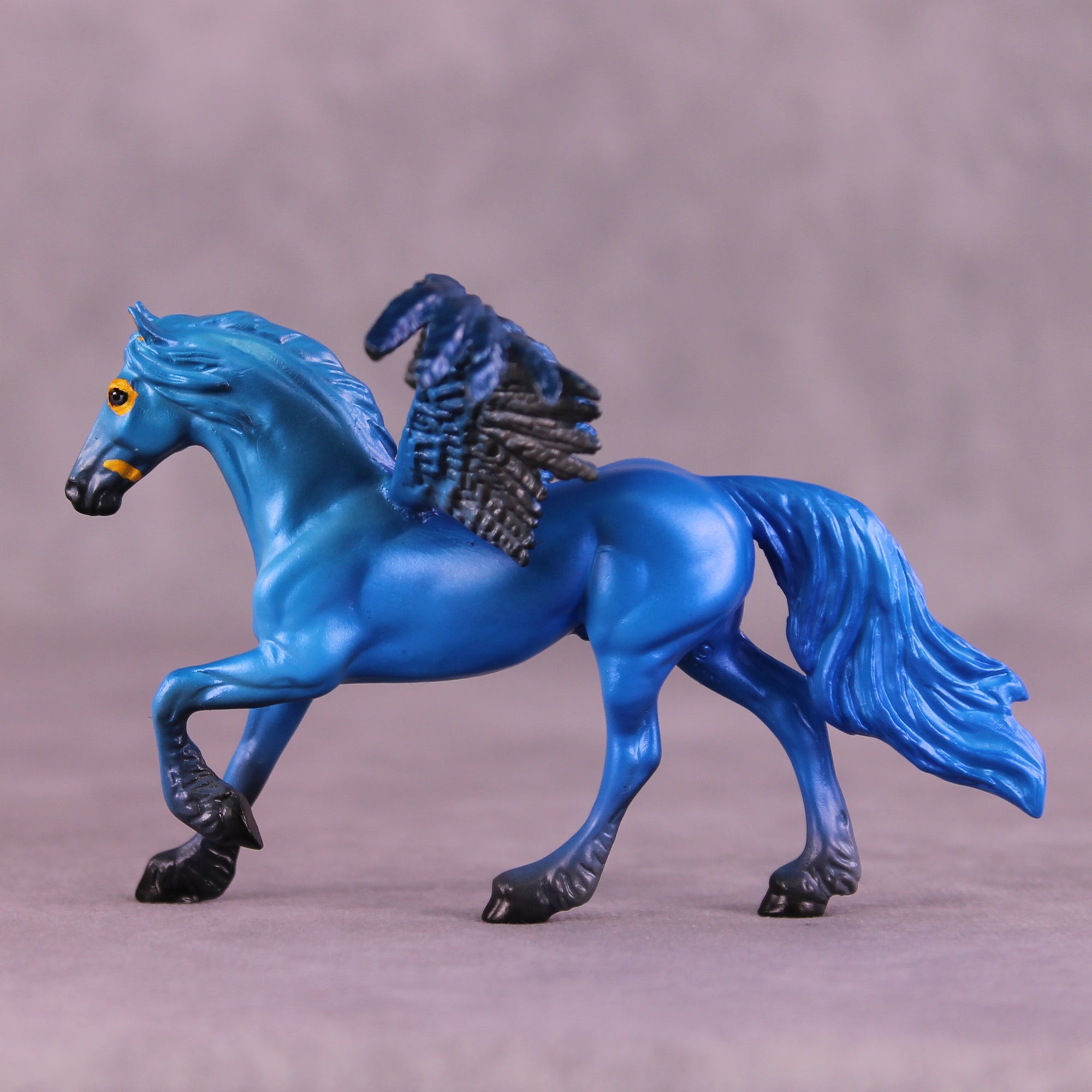 Hyacinth Macaw FCM OOAK Chip Grab Bag by Jess Hamill MS25