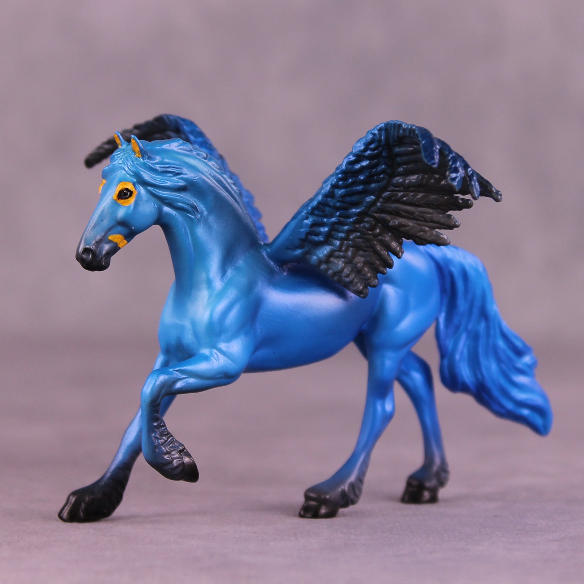 Hyacinth Macaw FCM OOAK Chip Grab Bag by Jess Hamill MS25