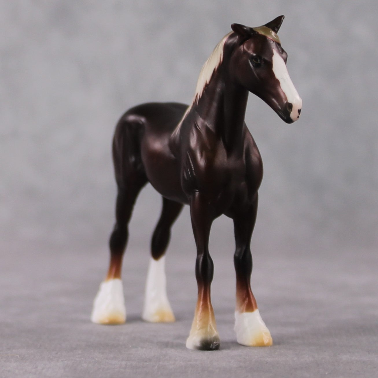 "Mini Edelweiss" LE-3 Dappled Dark Chestnut Custom Draft Chip By Ashley Palmer-Secret Surprise Chip Drop