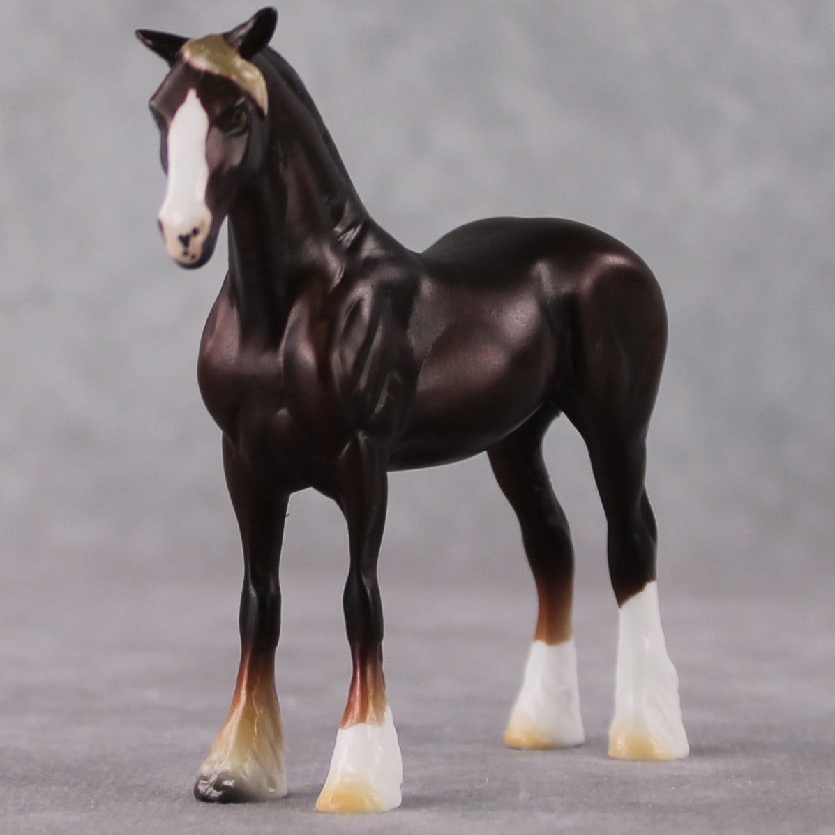 "Mini Edelweiss" LE-3 Dappled Dark Chestnut Custom Draft Chip By Ashley Palmer-Secret Surprise Chip Drop