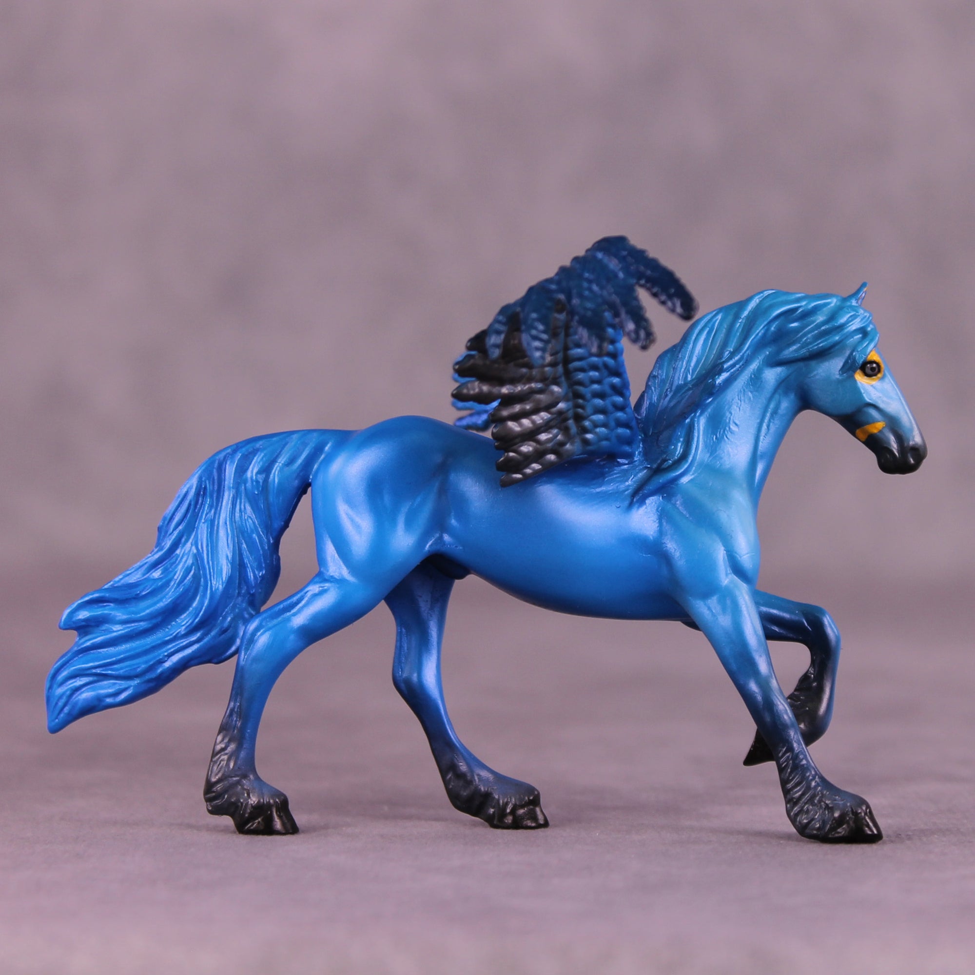 Hyacinth Macaw FCM OOAK Chip Grab Bag by Jess Hamill MS25