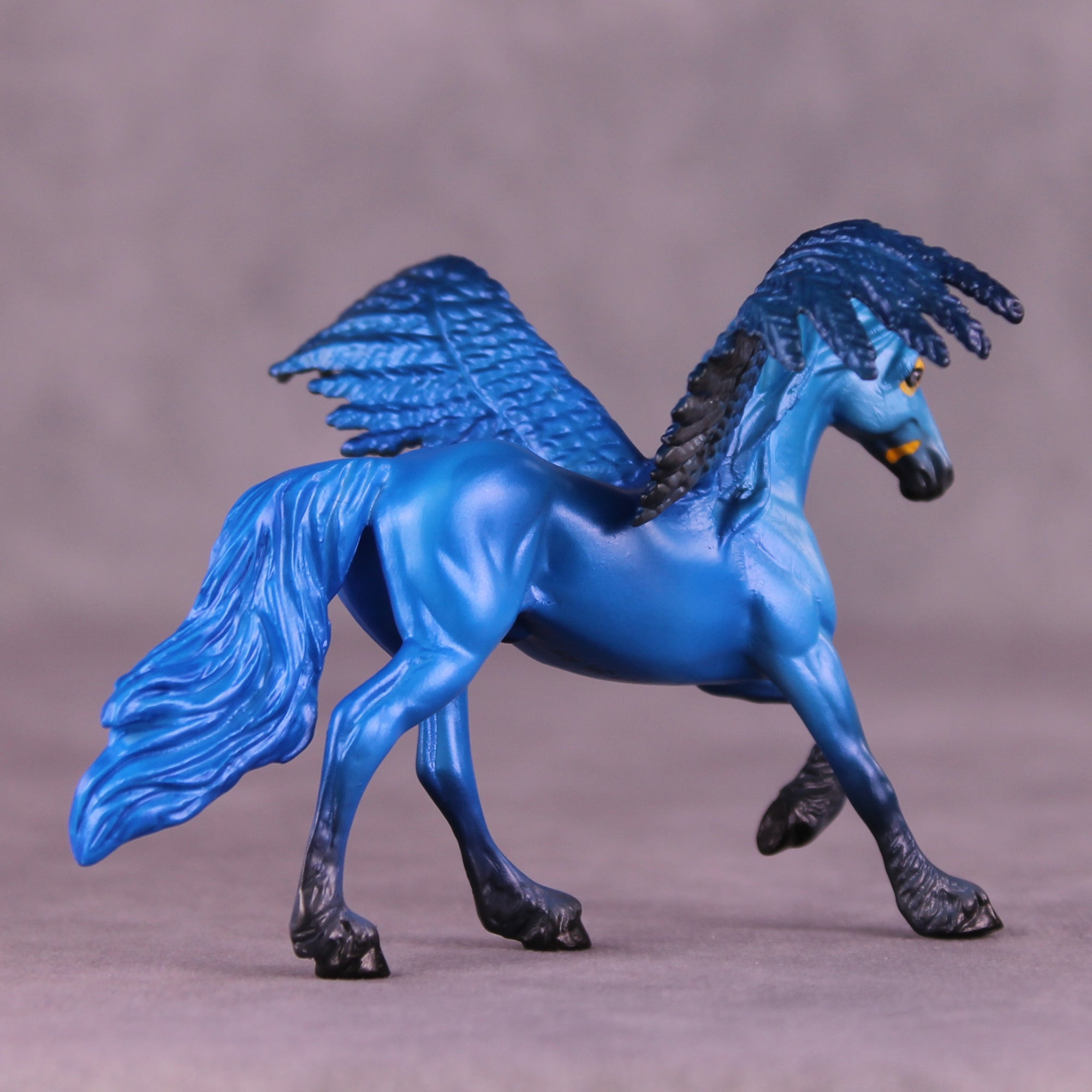 Hyacinth Macaw FCM OOAK Chip Grab Bag by Jess Hamill MS25