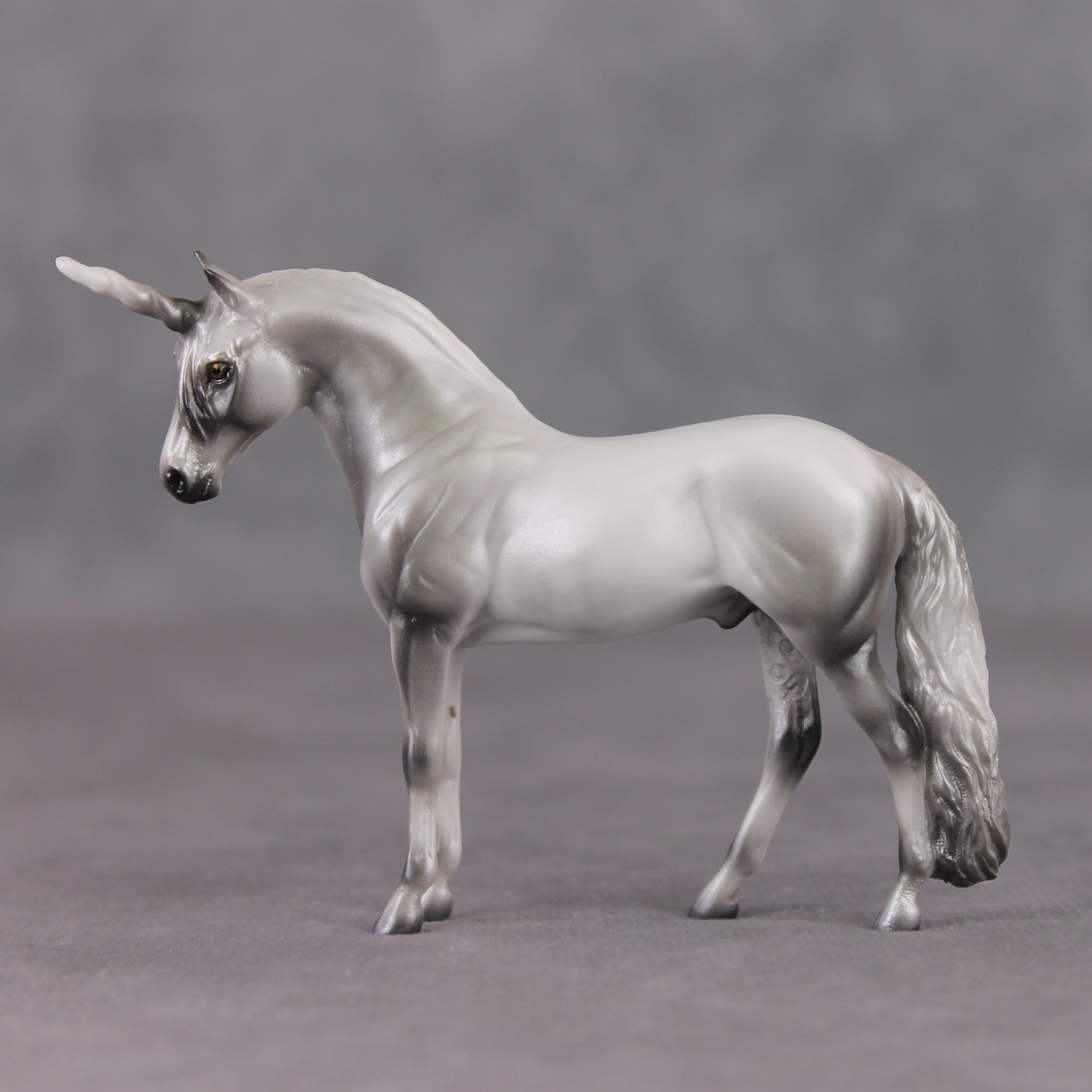 "Mini The Scottish Unicorn" LE-3 Dappled Silver &amp; Pearl Unicorn Deco Andalusian Chip By Ashley Palmer-Secret Surprise Chip Drop