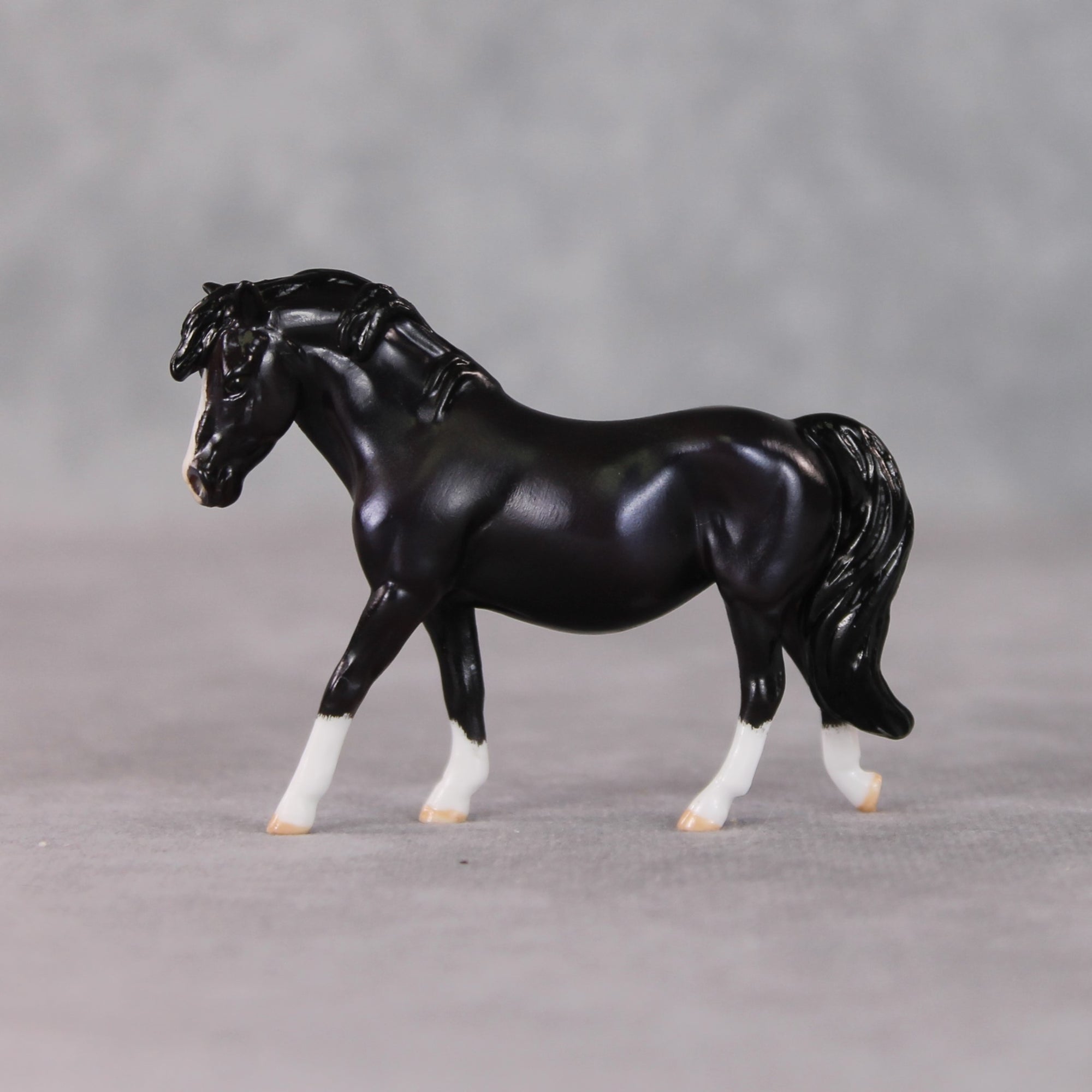 "Waffles" OOAK Custom Shaded Black Pony Chip By Kristin Cermele - Gemstone Series