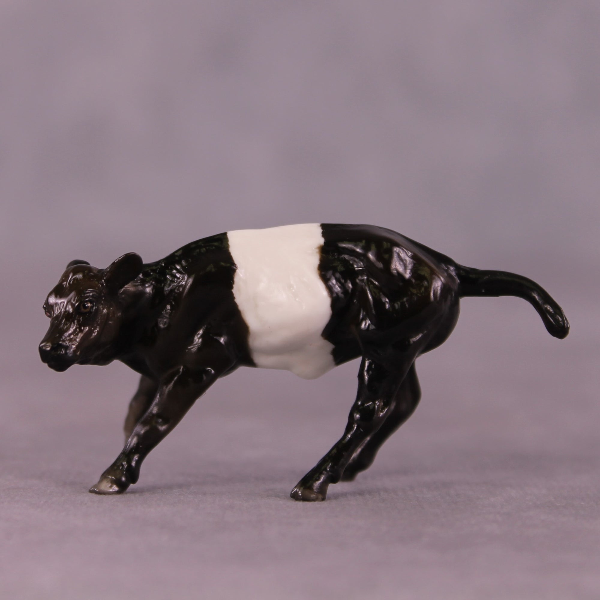 "Lee" OOAK Calf Chip by Julie Keim EQ25