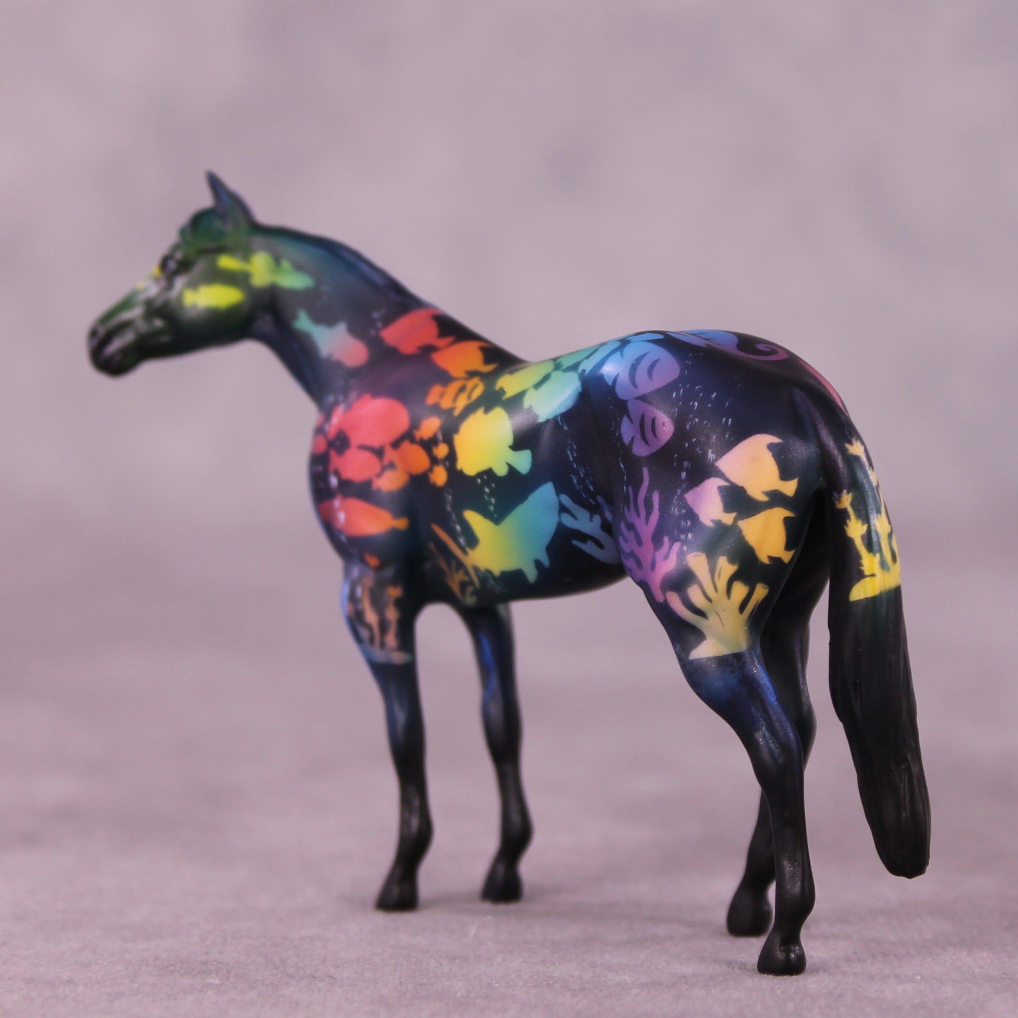 Rainbow Reef OOAK Stock Horse Chip by Kike Duarte SCD25
