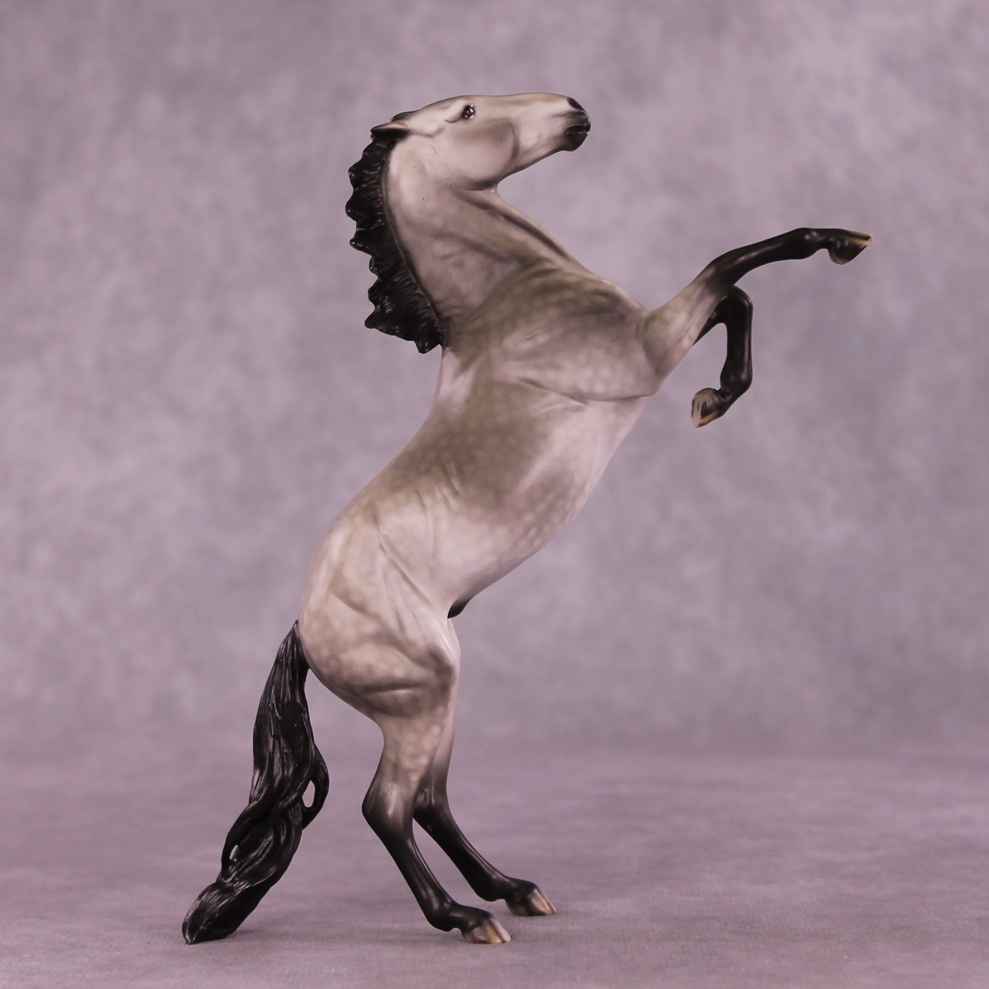 Cairn OOAK Rearing Pebble by Dawn Quick LHS25