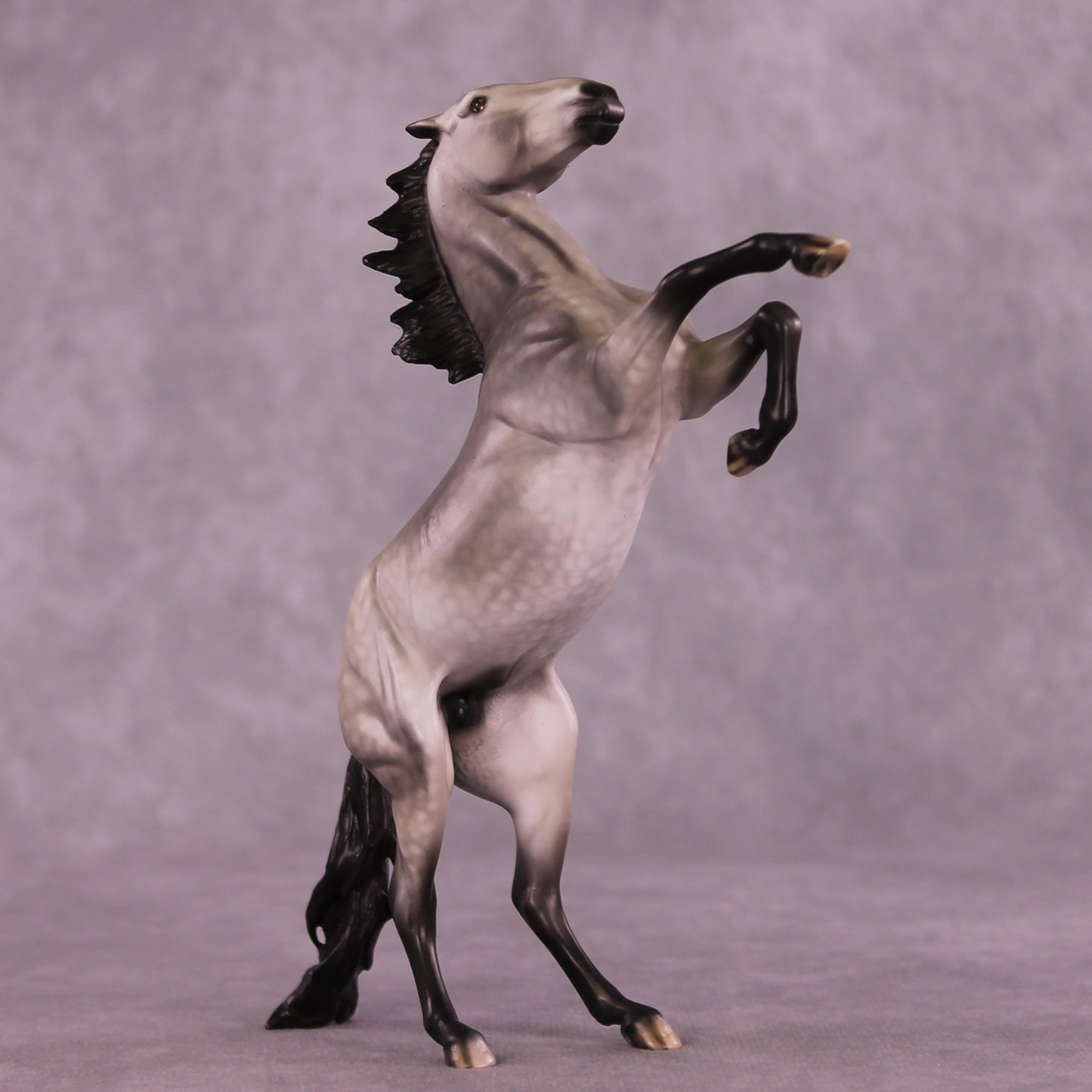 Cairn OOAK Rearing Pebble by Dawn Quick LHS25