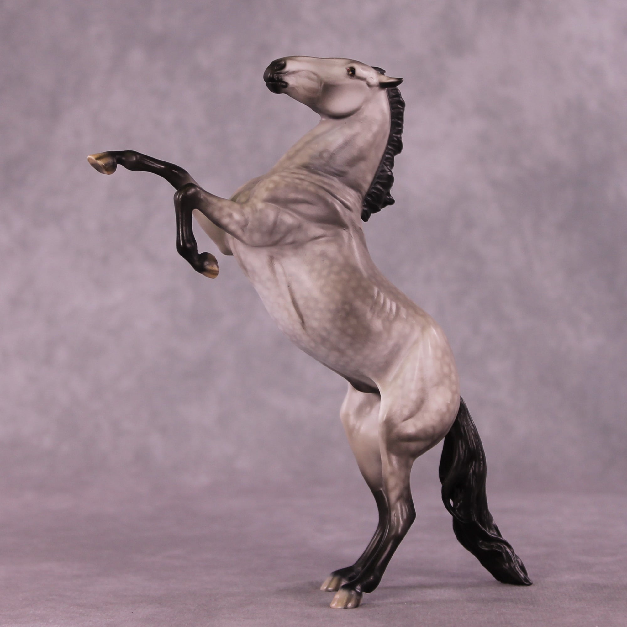 Cairn OOAK Rearing Pebble by Dawn Quick LHS25