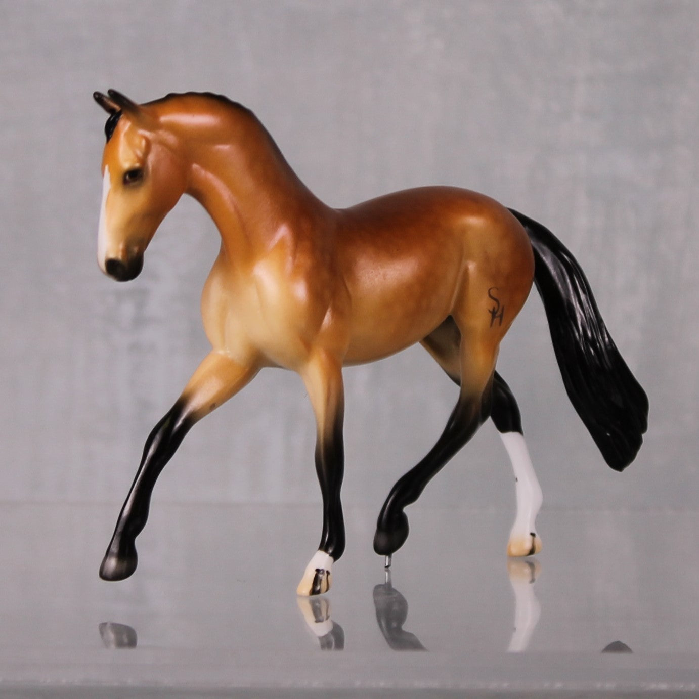 SAMPLE Toffee Apple Two Step - LE-5 Event Run Bay with Chrome Custom Warmblood Chip By Ellen Robbins LHS24 Run