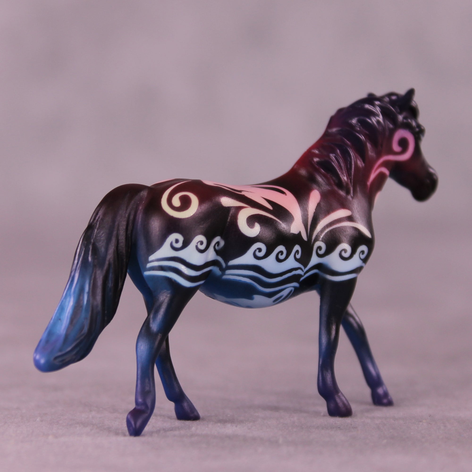 Shamu OOAK Pony Chip by Kike Duarte SCD25