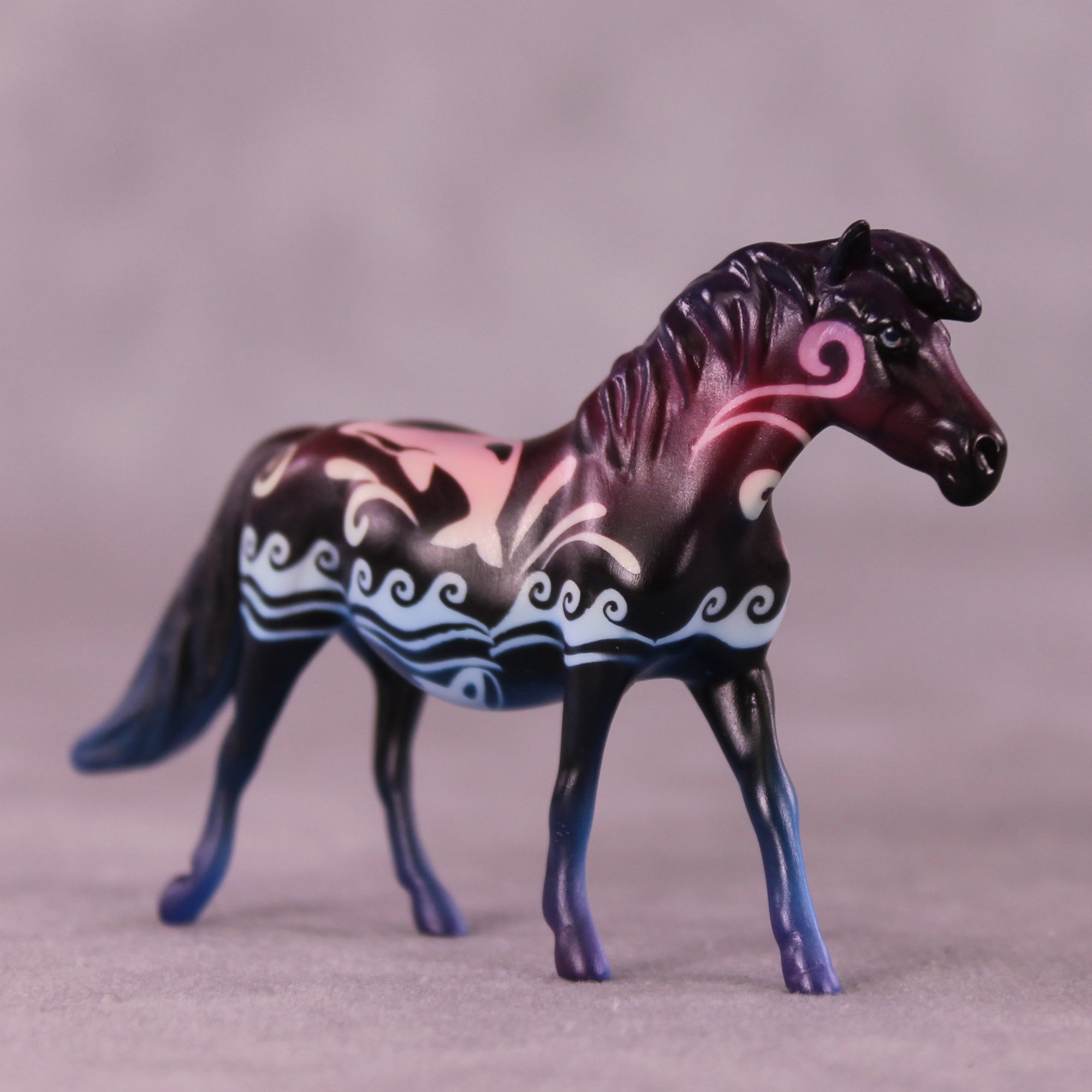 Shamu OOAK Pony Chip by Kike Duarte SCD25