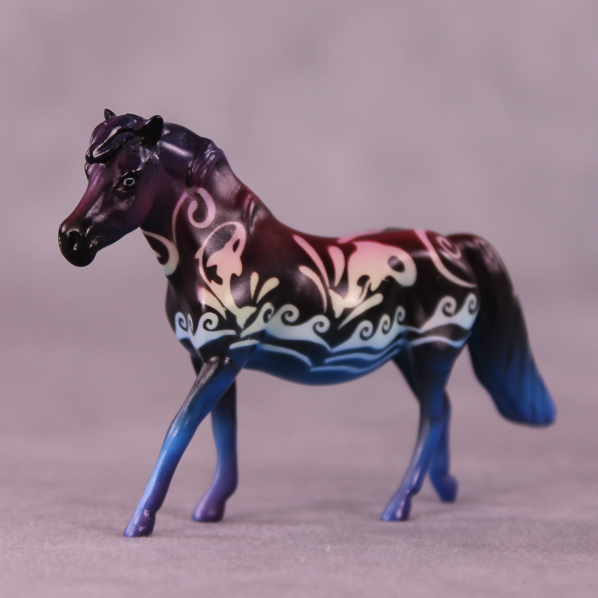 Shamu OOAK Pony Chip by Kike Duarte SCD25