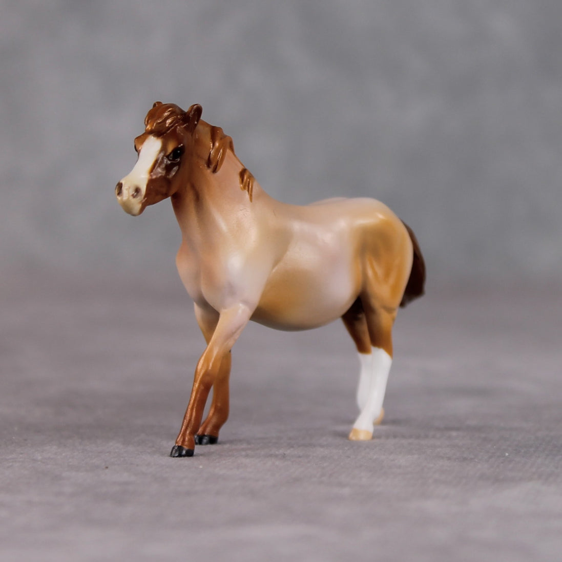 "Ambiguous Pie" OOAK Custom Chestnut Roan Pony Chip By Kristen Cermele - Gemstone Series