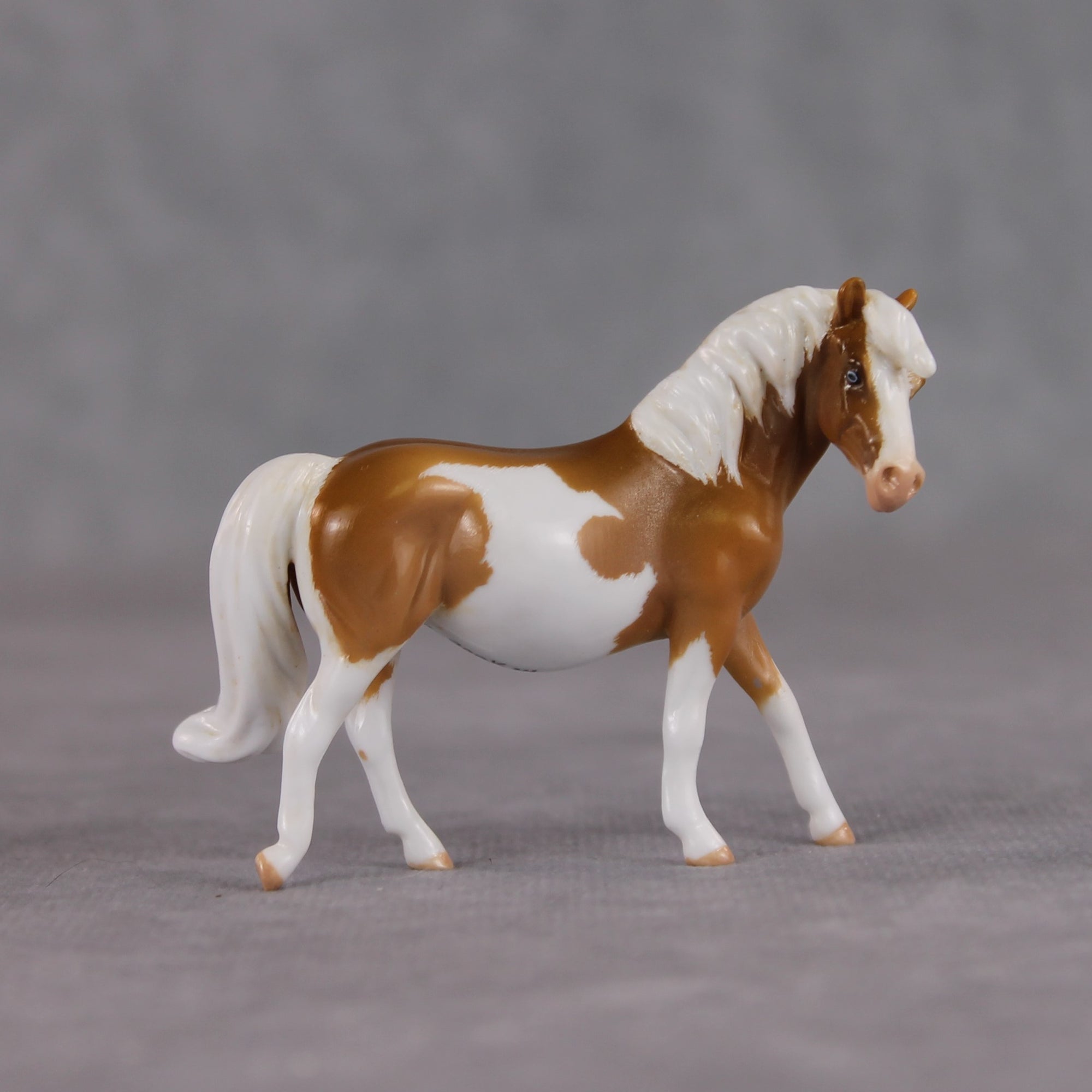 "French Toast" OOAK Custom Palomino Overo Pony Chip By Kristin Cermele - Gemstone Series